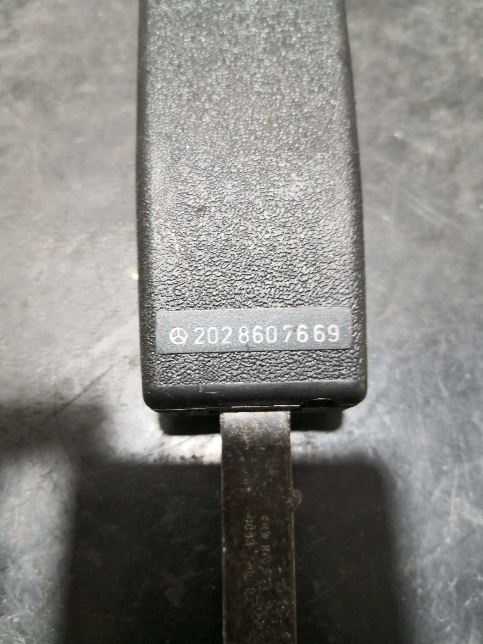 Engate Cinto Frente Esq MERCEDES-BENZ C-CLASS (W202) | 93 - 00 Imagem-2