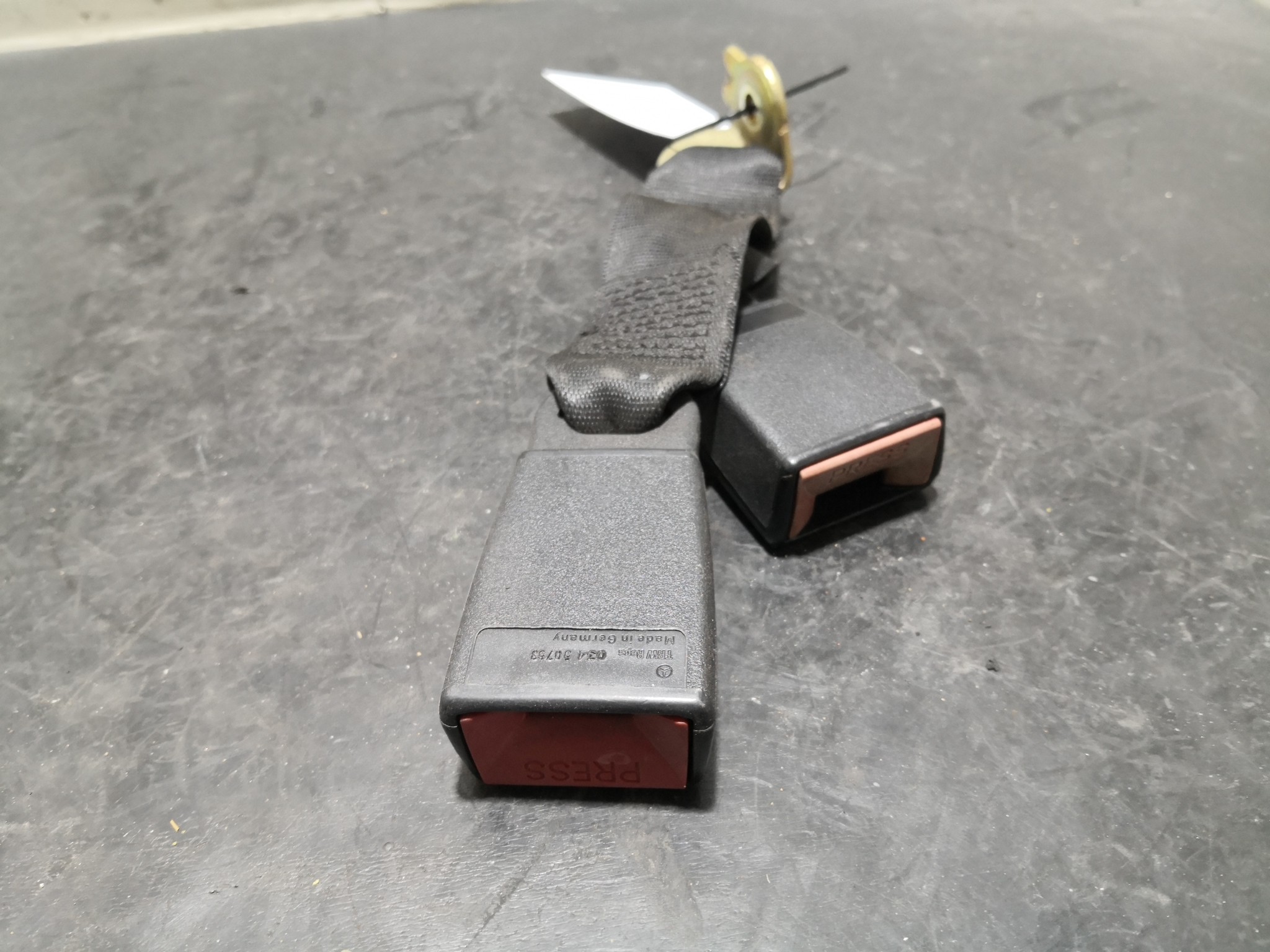 Engate Cinto Trás Dto MERCEDES-BENZ C-CLASS (W202) | 93 - 00 Imagem-1