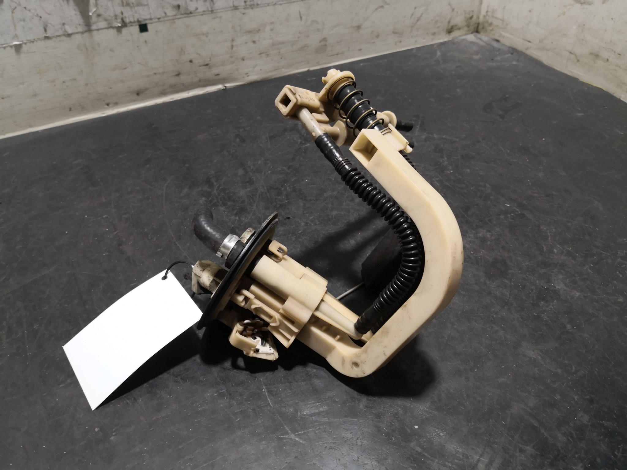 Boia do Combustível MERCEDES-BENZ C-CLASS (W202) | 93 - 00 Imagem-2