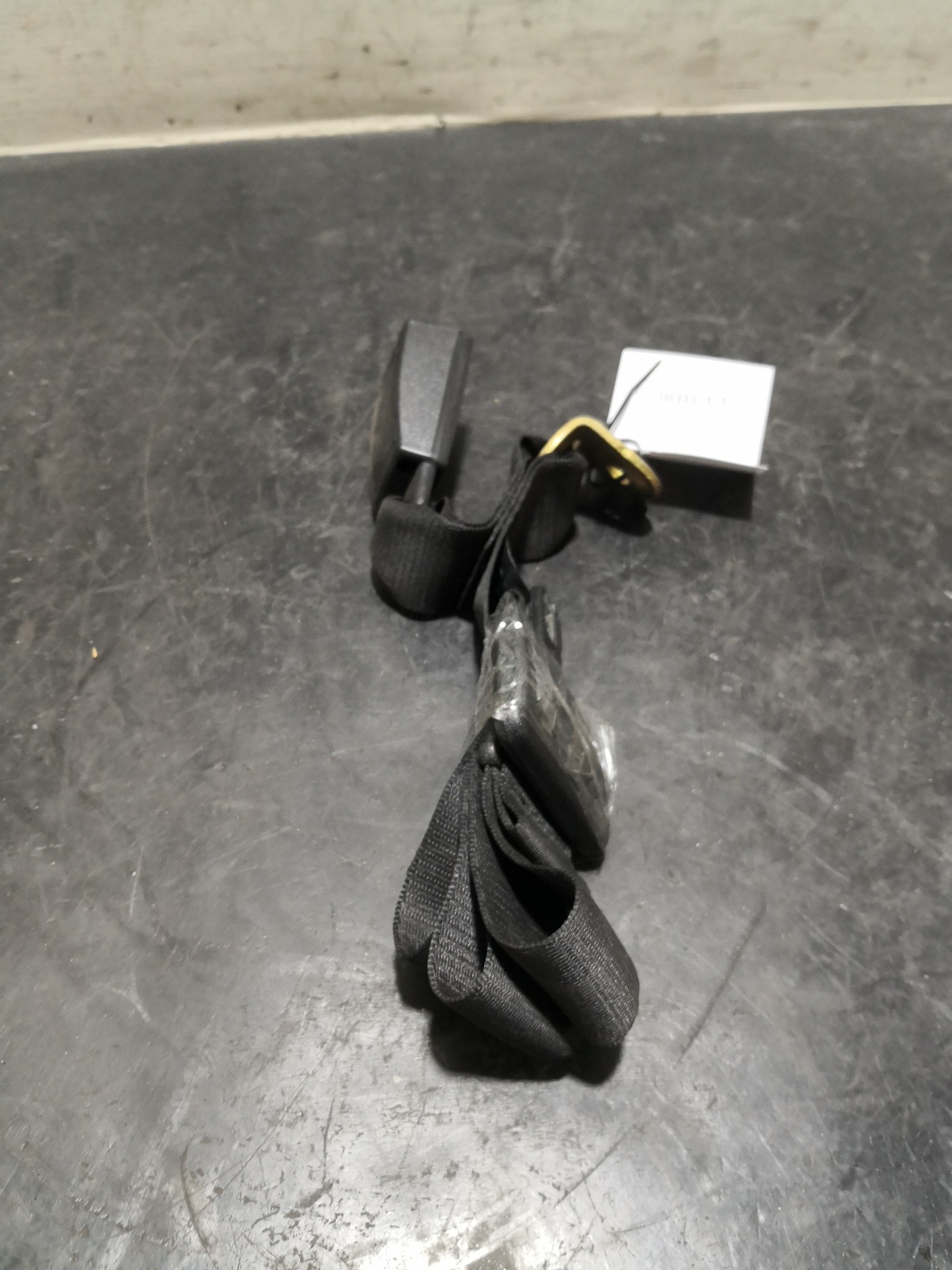 Engate Cinto Trás Esq MERCEDES-BENZ C-CLASS (W202) | 93 - 00 Imagem-1