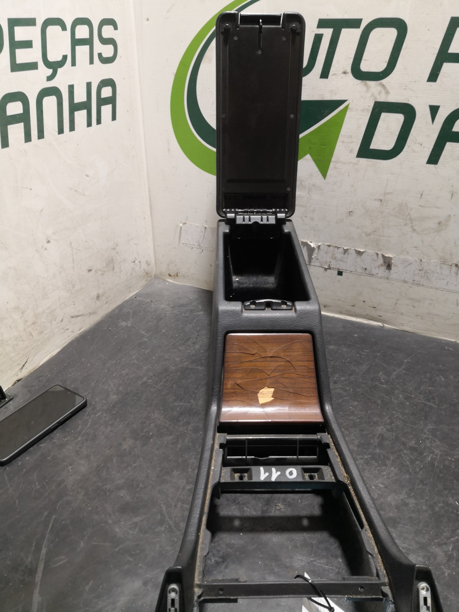 Apoio de Braço MERCEDES-BENZ C-CLASS (W202) | 93 - 00 Imagem-3