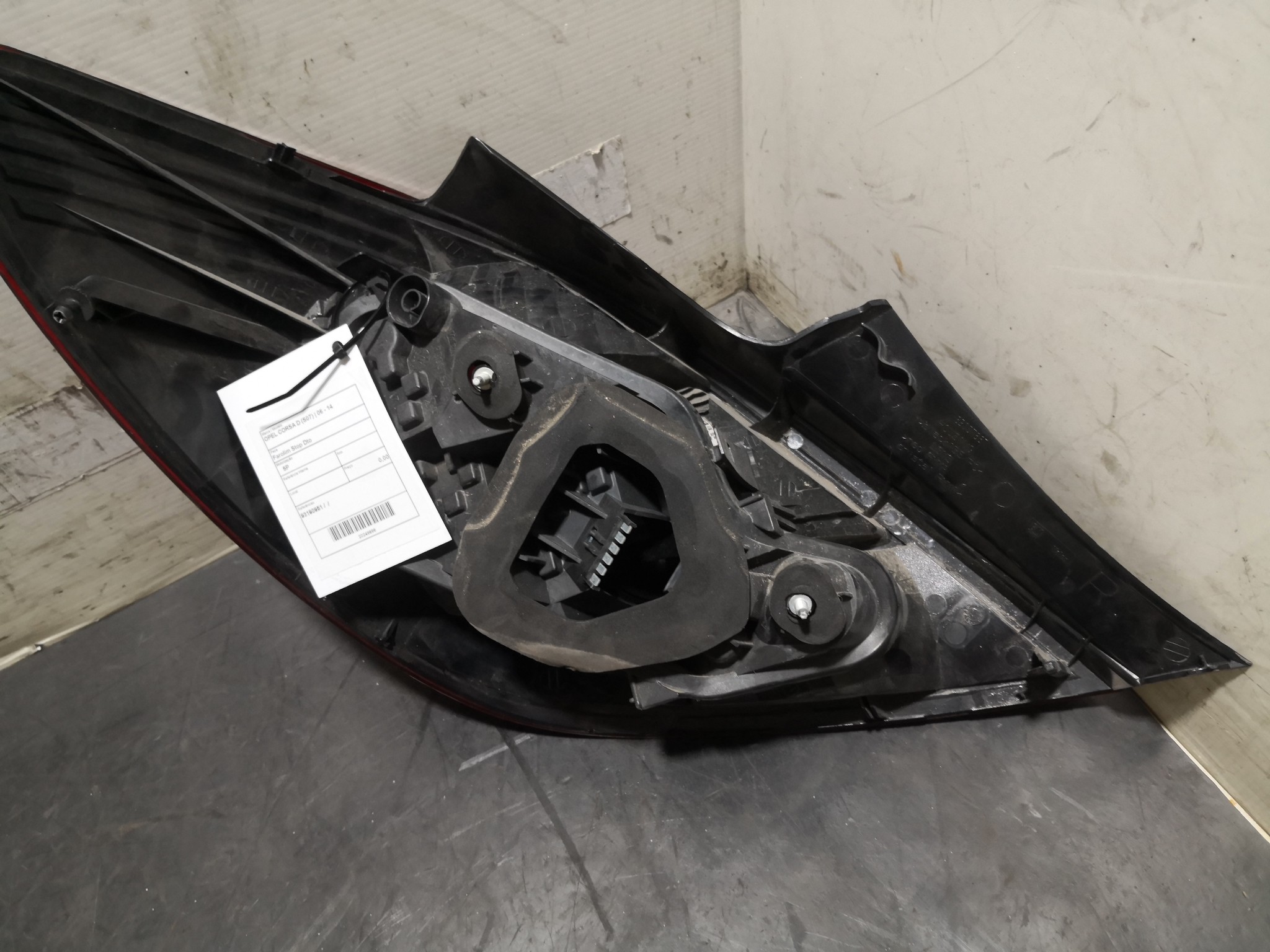 Farolim Stop Dto OPEL CORSA D (S07) | 06 - 14 Imagem-3