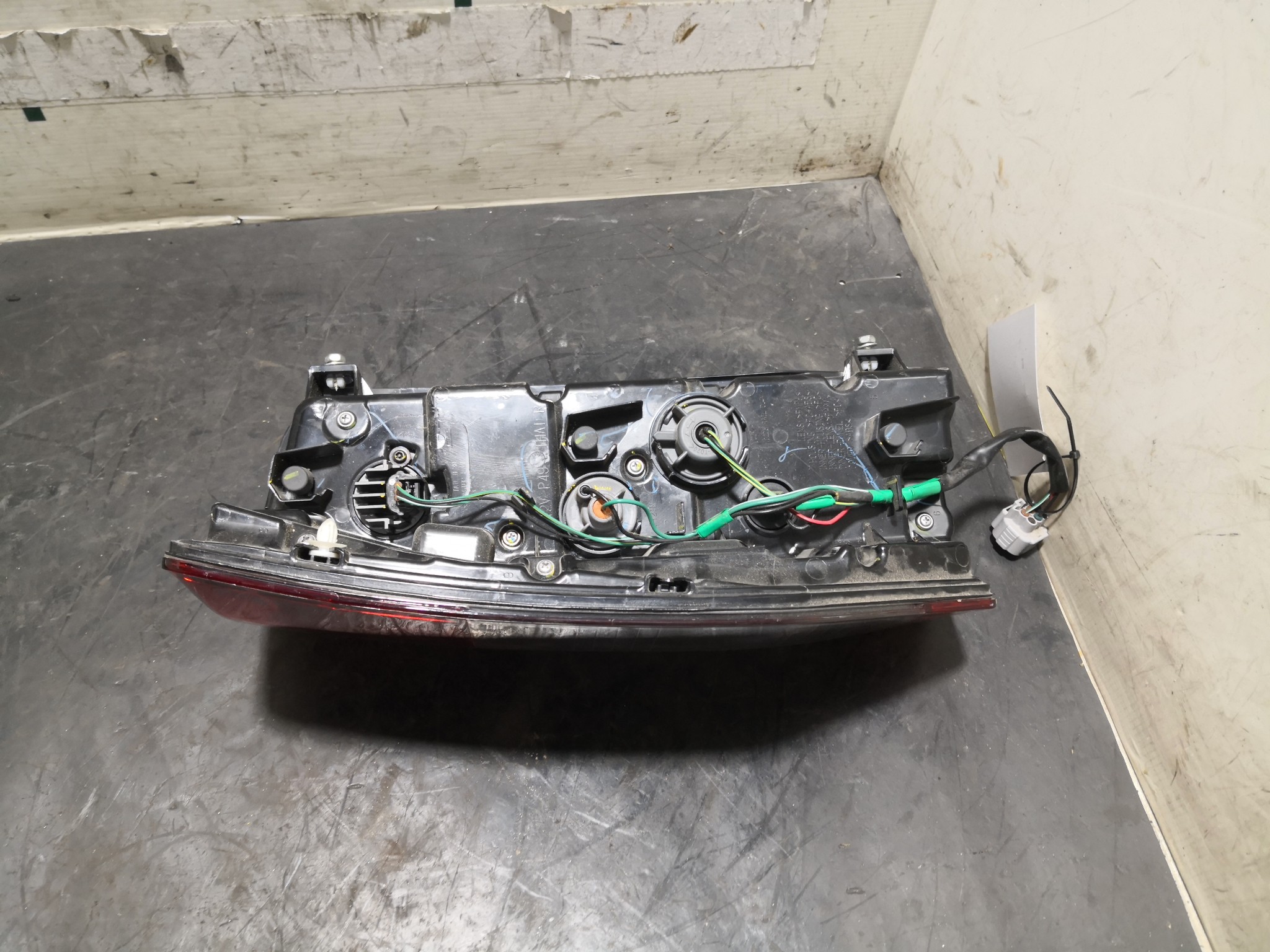 Farolim Stop Dto MITSUBISHI L200 (KJ_, KK_, KL_) | 14 -  Imagem-3