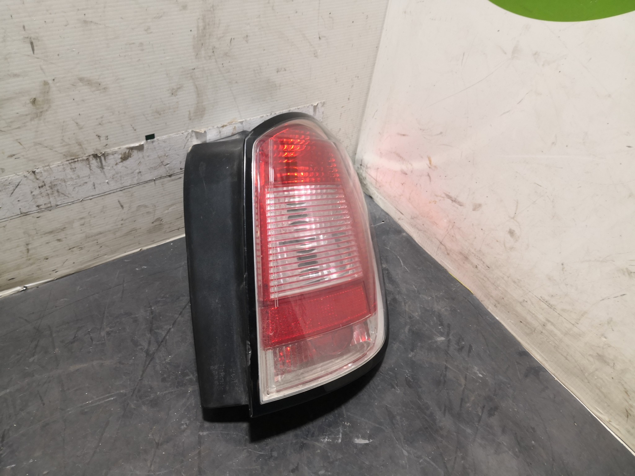 Farolim Stop Dto OPEL ASTRA H Combi (A04) | 04 - 14 Imagem-1