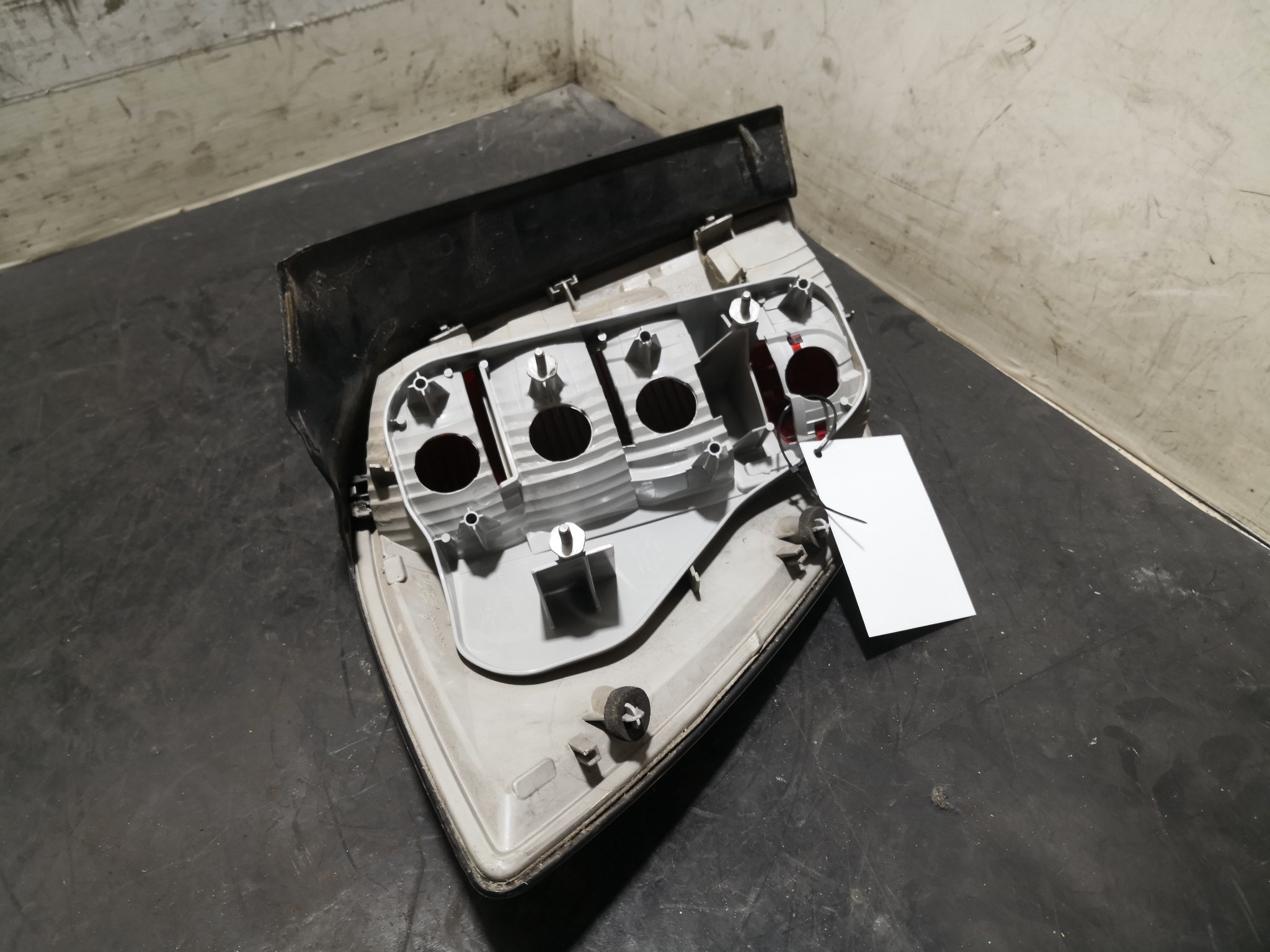 Farolim Stop Dto OPEL ASTRA H Combi (A04) | 04 - 14 Imagem-4