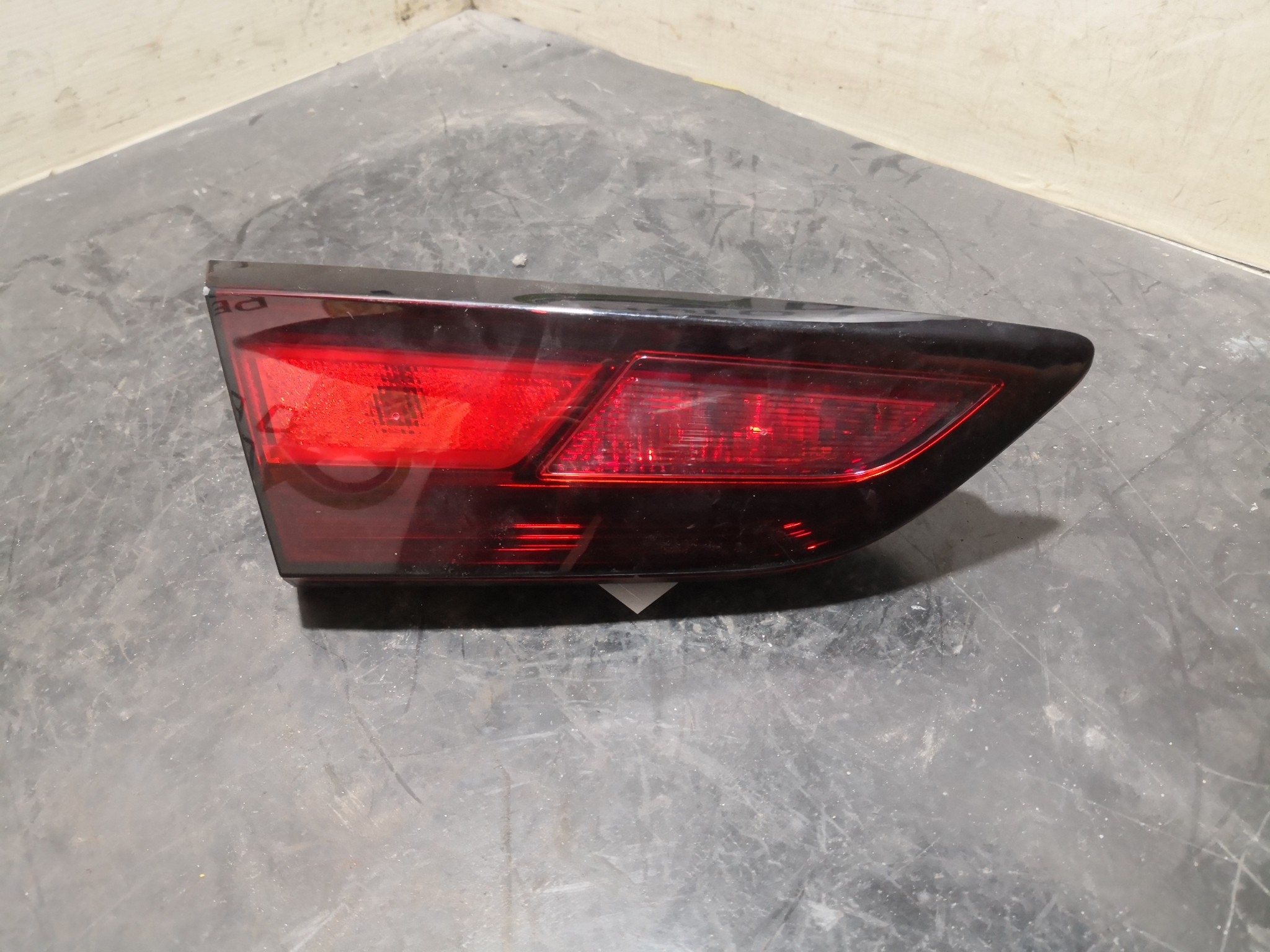 Farolim Mala OPEL ASTRA K (B16) | 15 -  Imagem-1