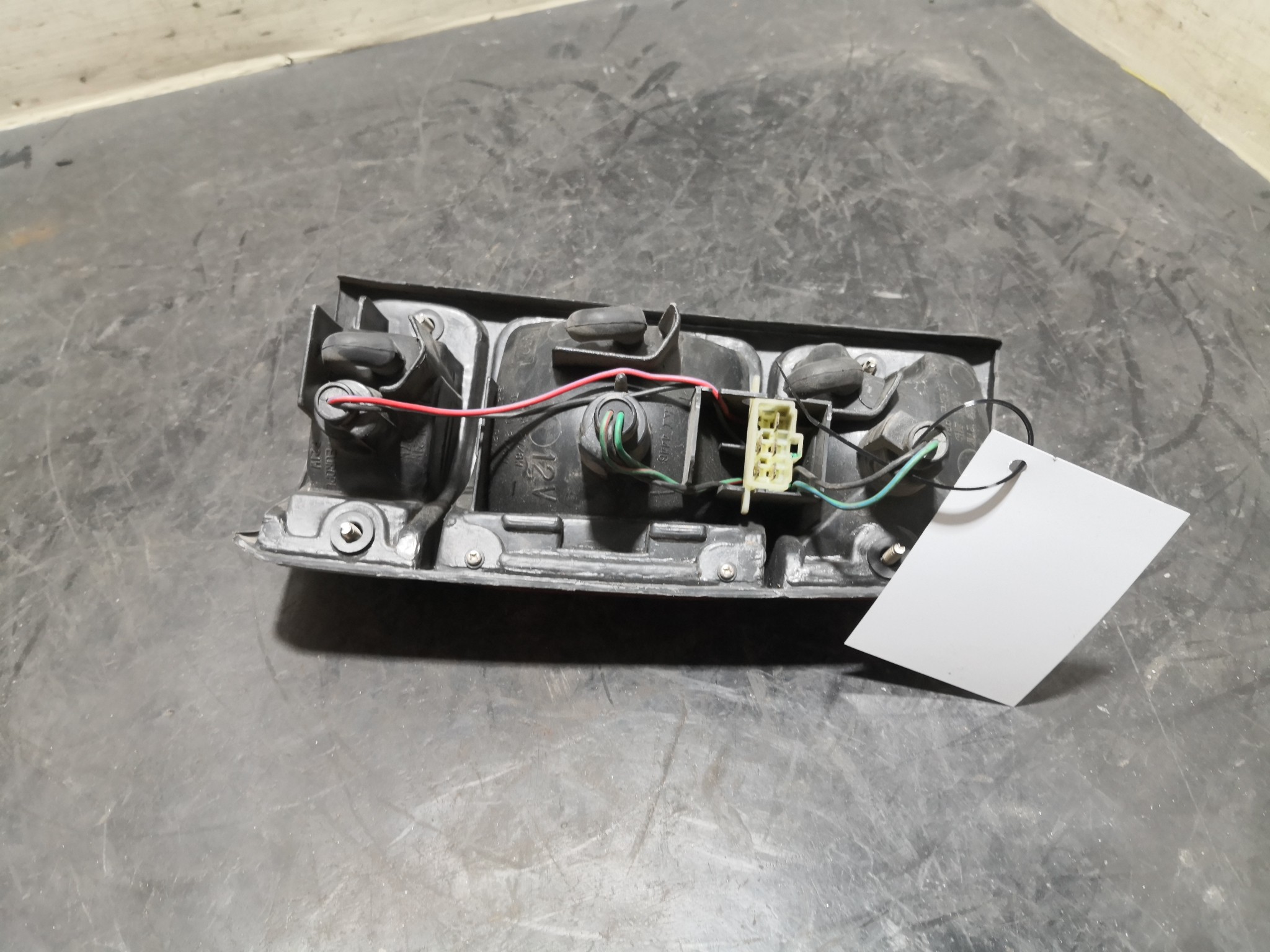 Farolim Stop Esq ISUZU RODEO | 97 - 04 Imagem-2