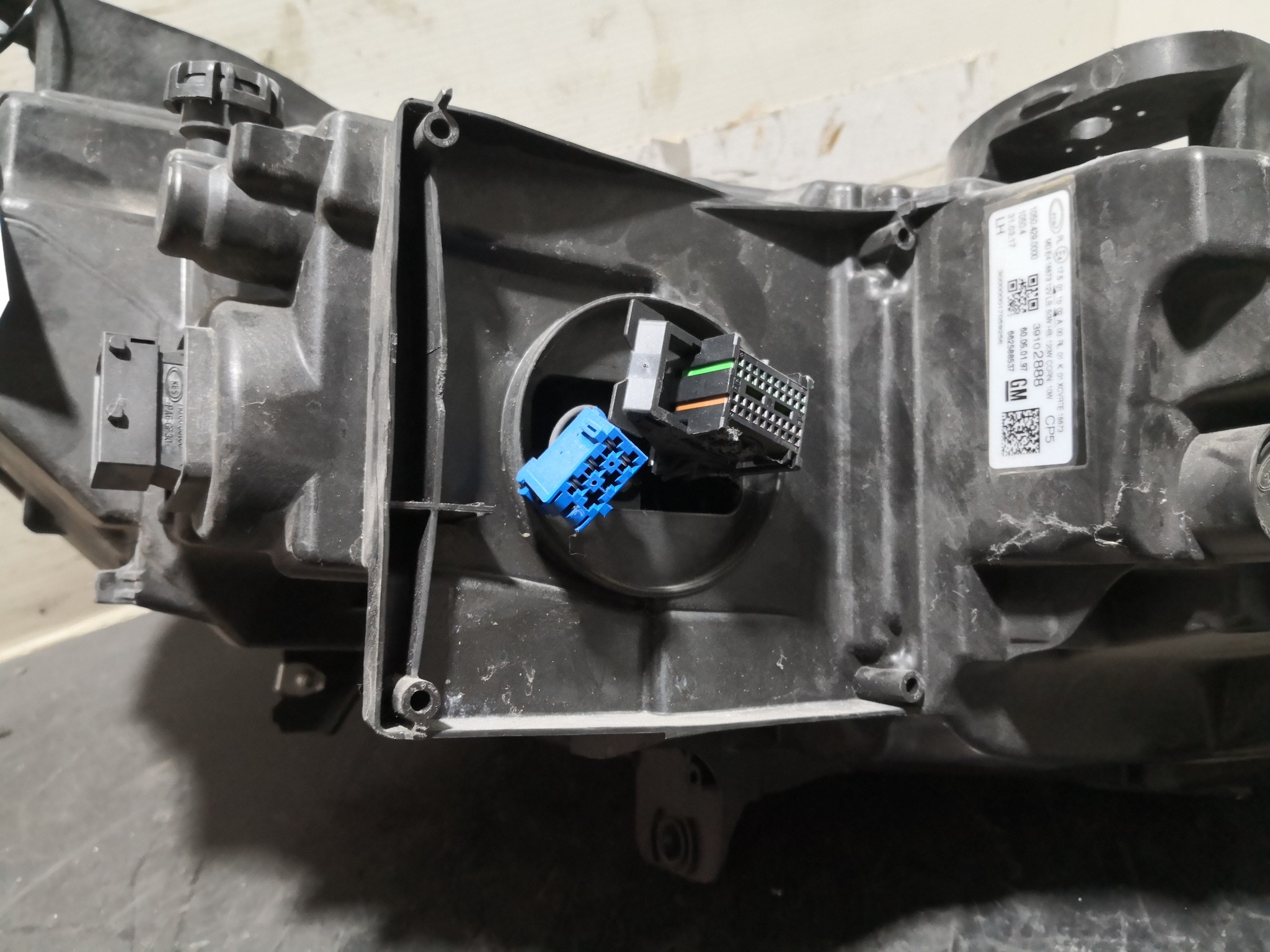 Ótica Esq Xenon OPEL INSIGNIA B Sports Tourer (Z18) | 17 -  Imagem-4