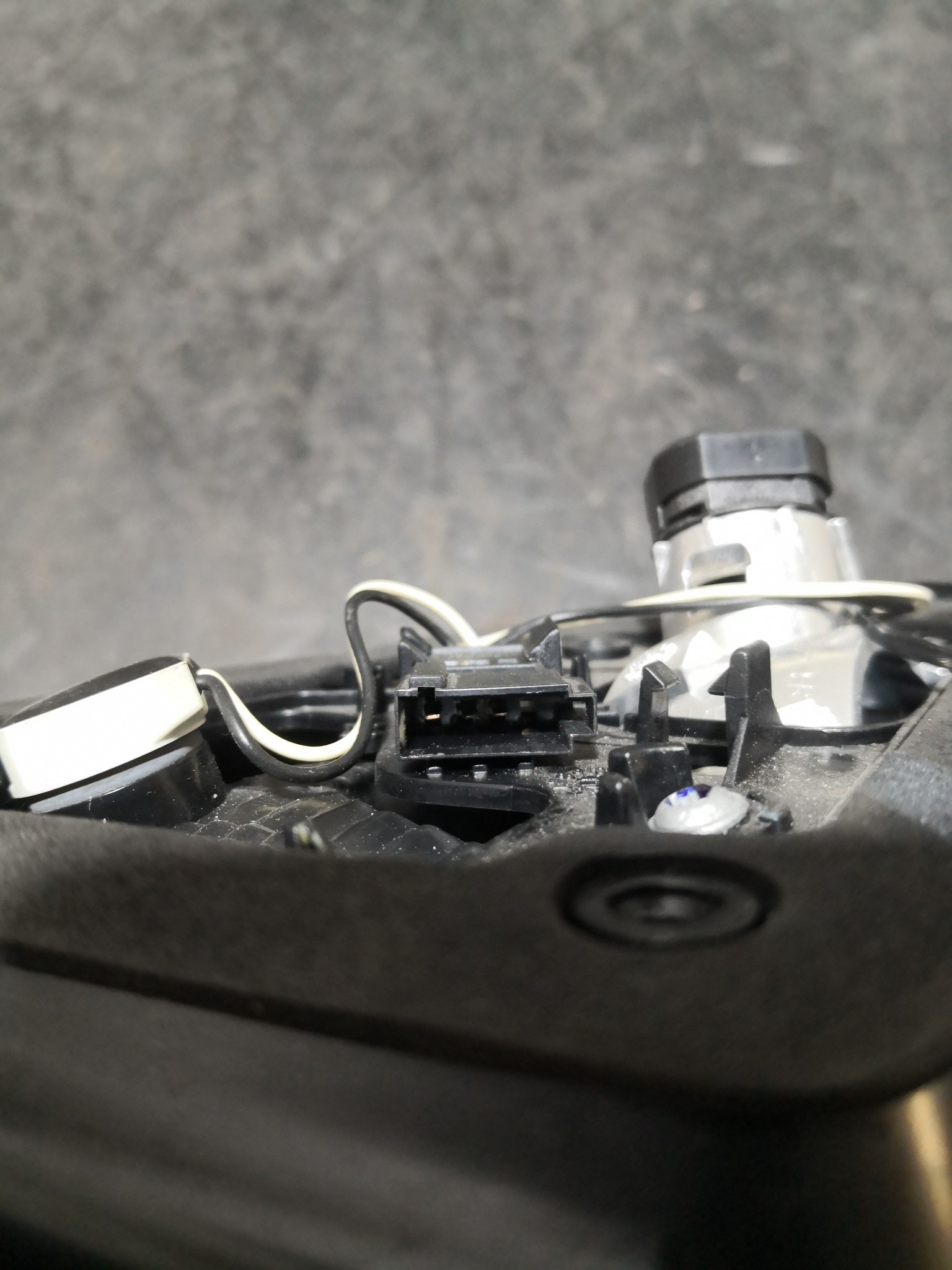 Farolim Mala OPEL ASTRA J Sports Tourer (P10) | 10 - 15 Imagem-1