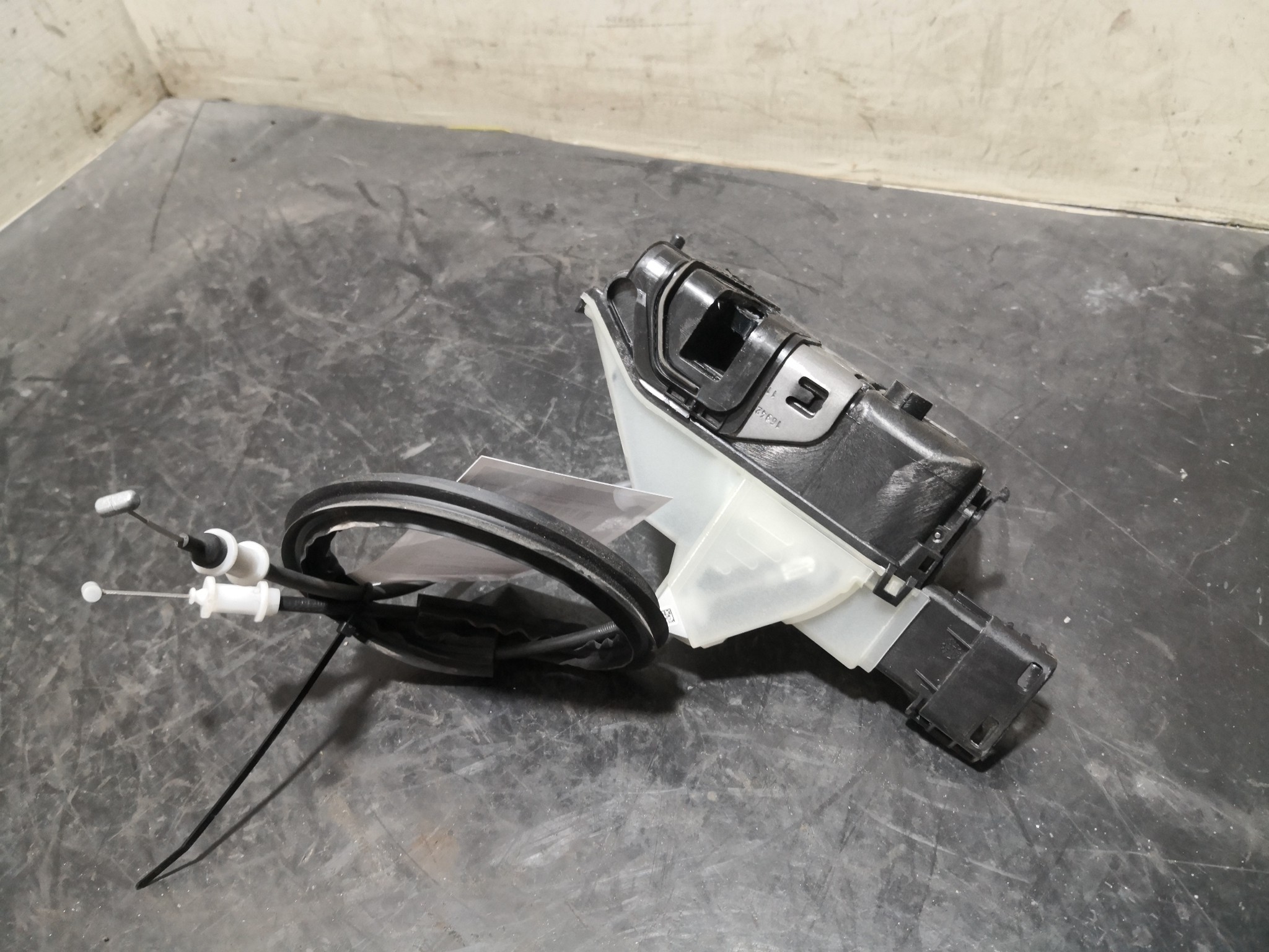 Fecho da Porta Frente Dto OPEL CROSSLAND X (P17) | 17 -  Imagem-3