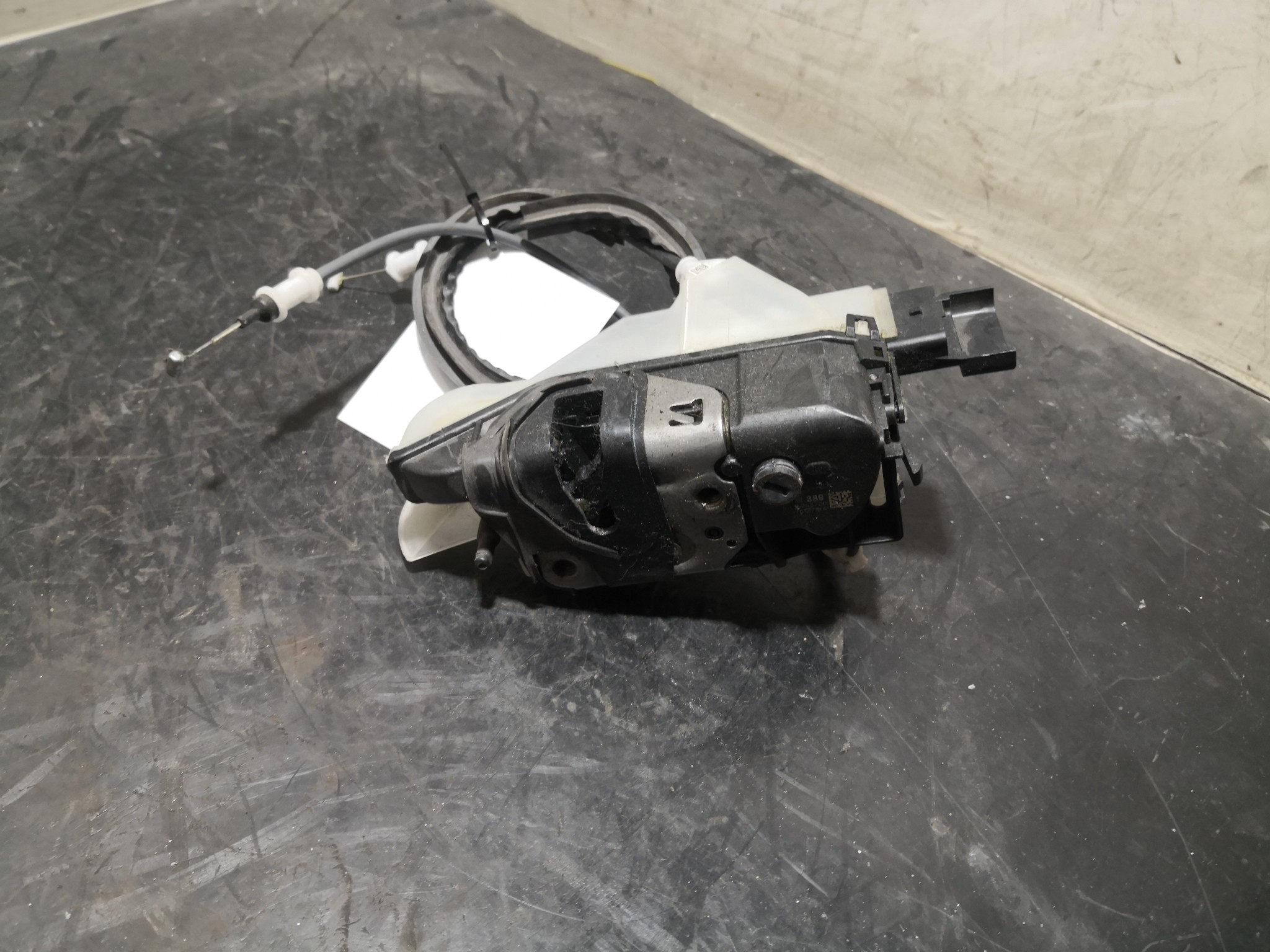 Fecho da Porta Frente Esq OPEL CROSSLAND X (P17) | 17 -  Imagem-2