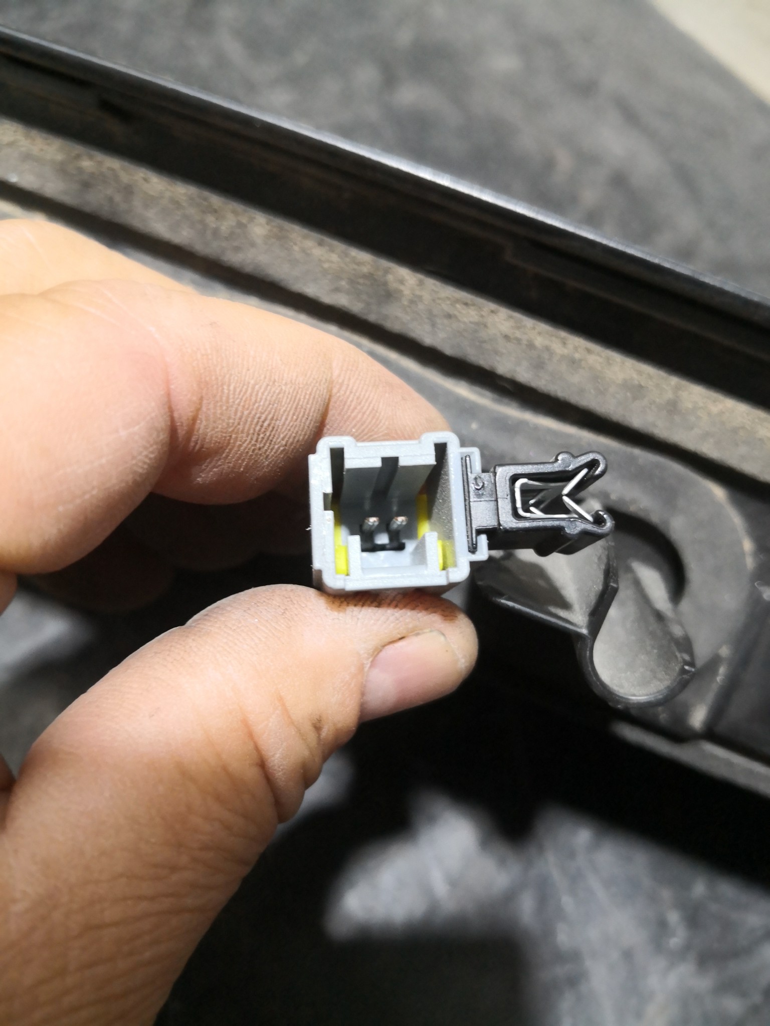 Aileron OPEL CORSA F | 19 -  Imagem-2