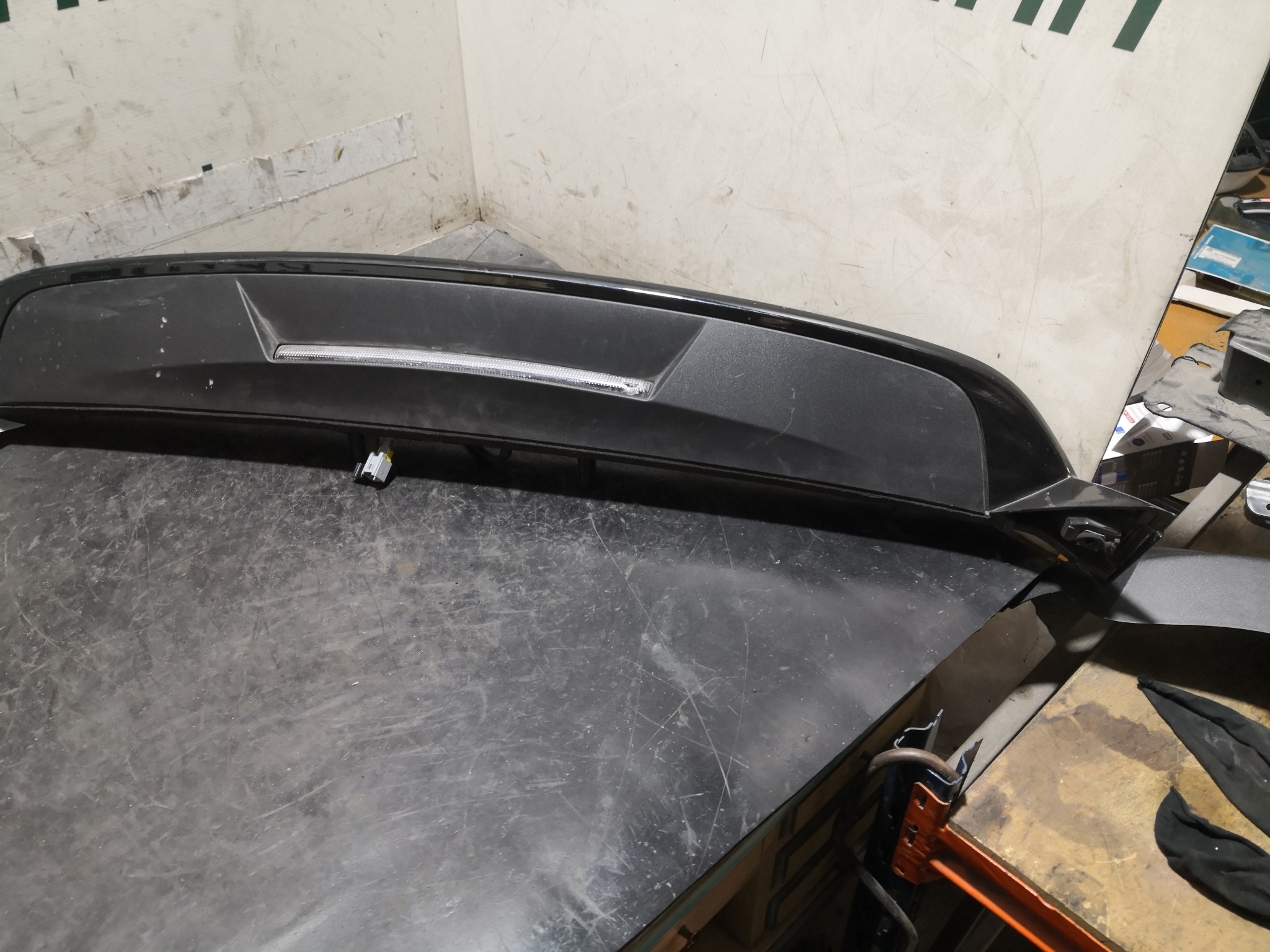 Aileron OPEL CORSA F | 19 -  Imagem-3