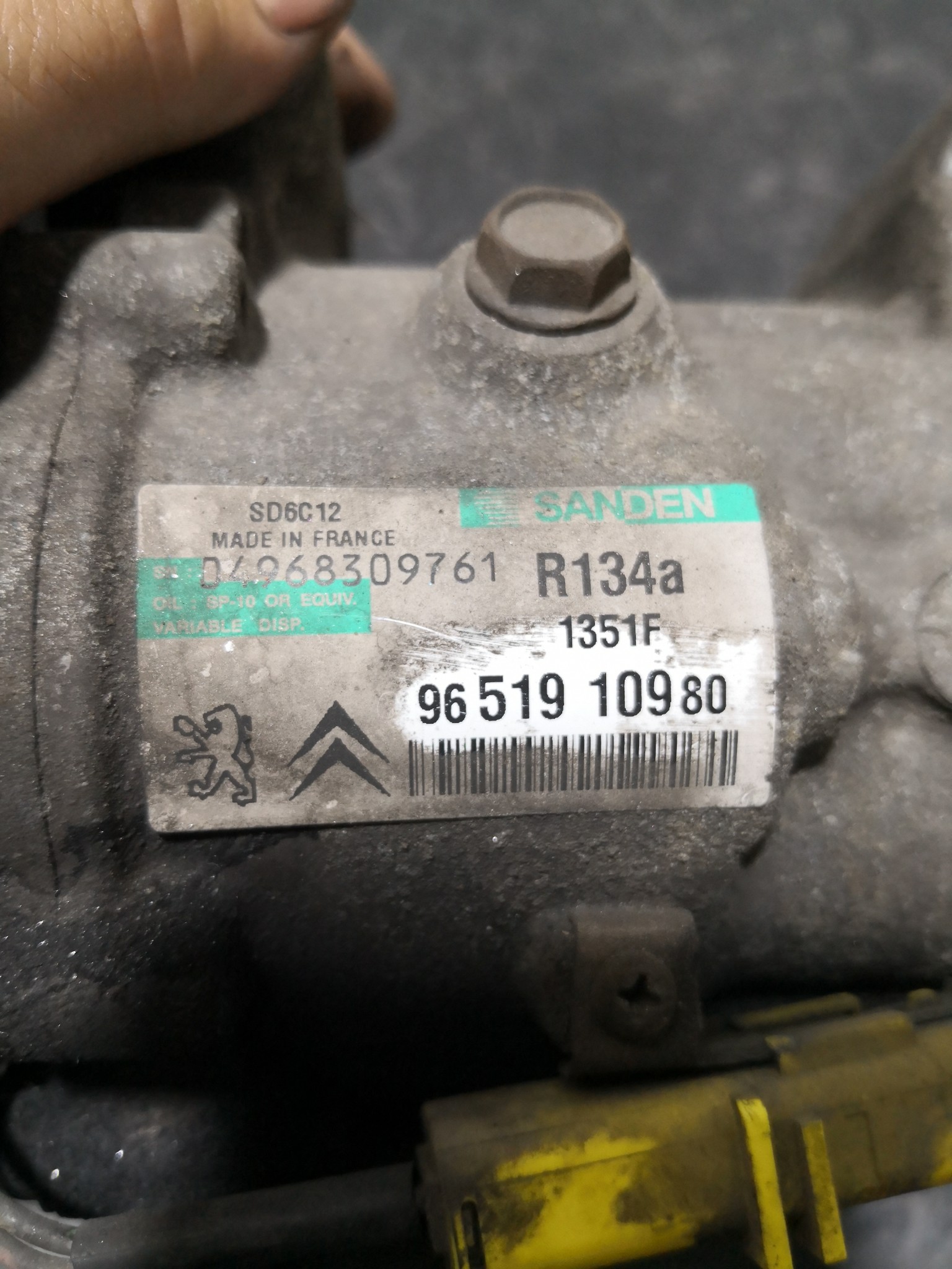 Compressor do Ar condicionado CITROEN C4 I (LC_) | 04 - 13 Imagem-1