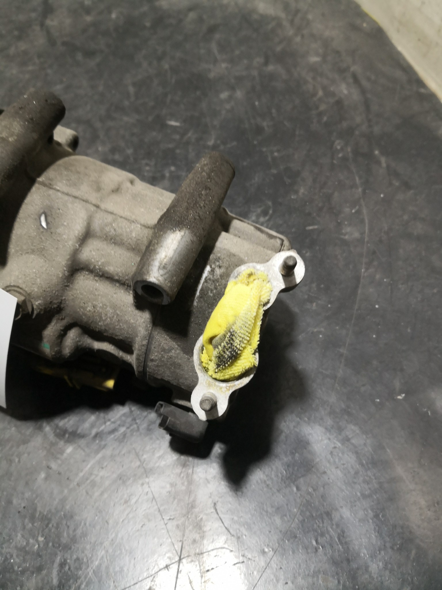 Compressor do Ar condicionado CITROEN C4 I (LC_) | 04 - 13 Imagem-3