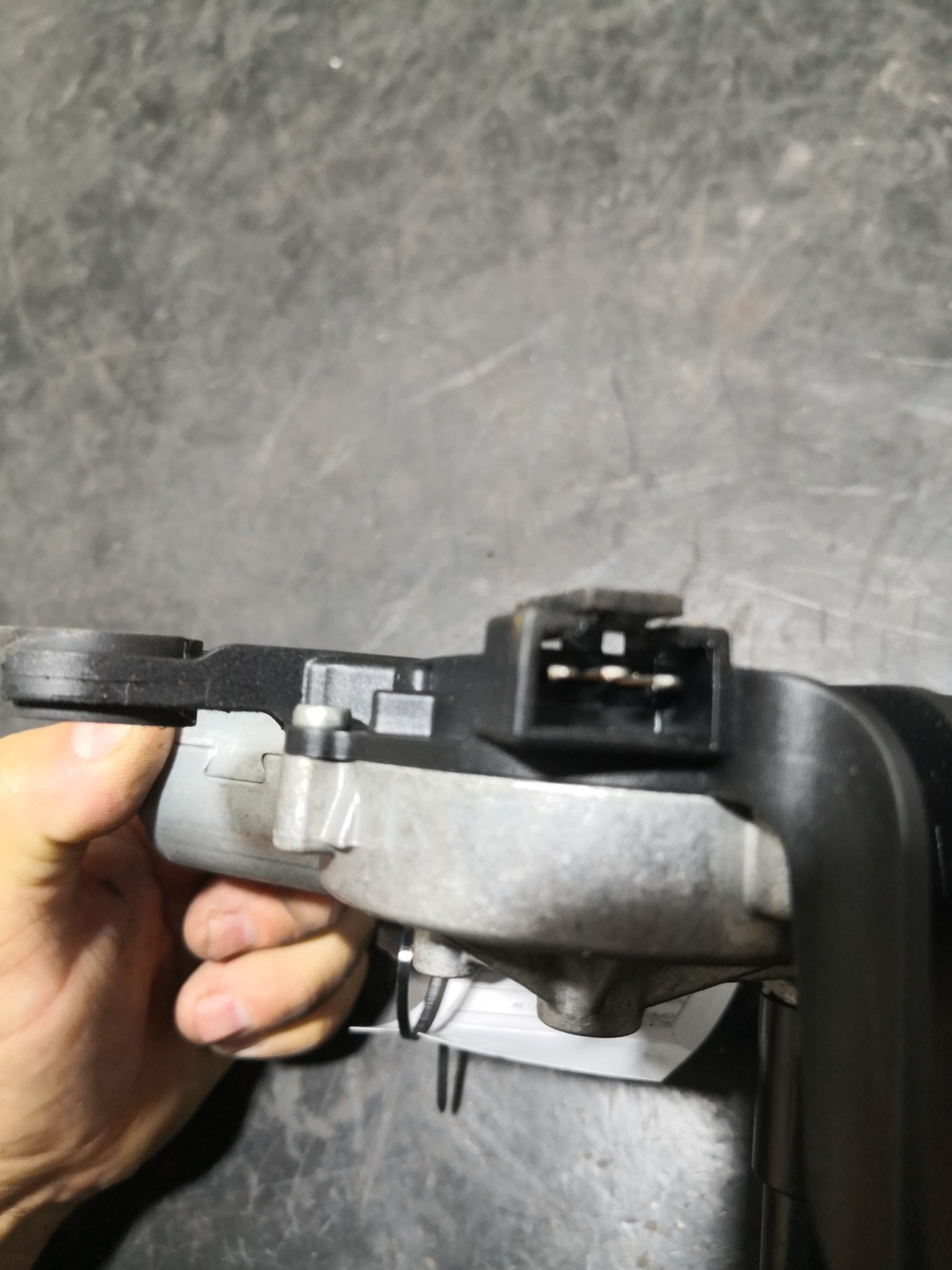 Motor Limpa Vidros Traseiro OPEL ASTRA H (A04) | 04 - 14 Imagem-3