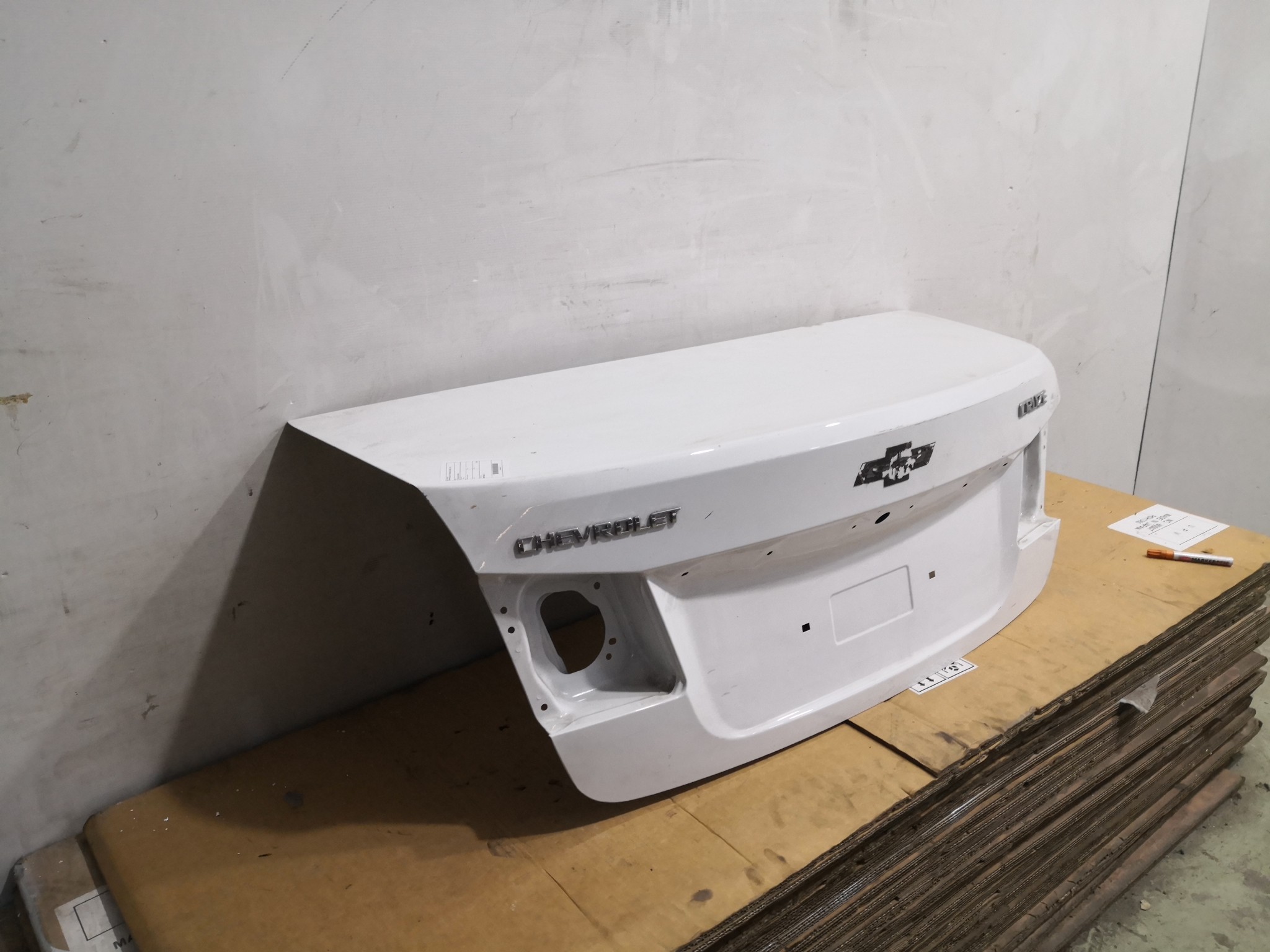 Tampa da Mala CHEVROLET CRUZE (J300) | 09 -  Imagem-1