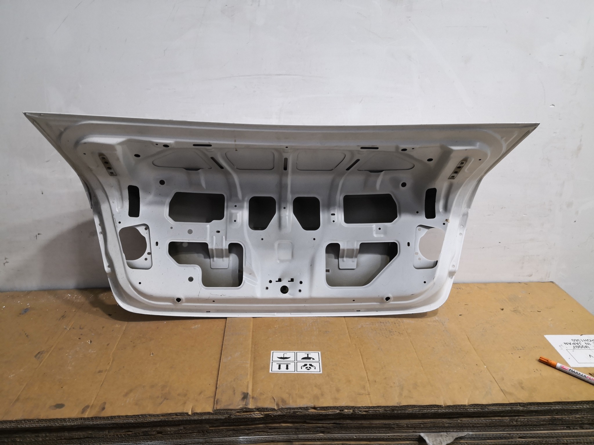 Tampa da Mala CHEVROLET CRUZE (J300) | 09 -  Imagem-3