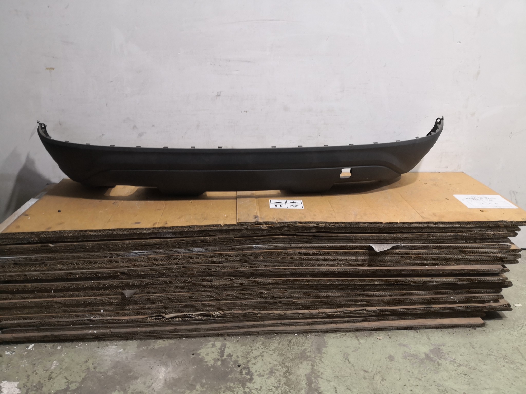 Lip Para Choques Trás AUDI Q2 (GAB) | 16 -  Imagem-1