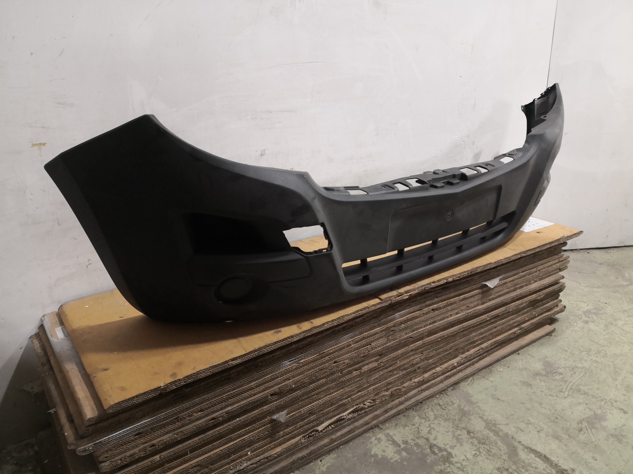 Para Choques Frente RENAULT MASTER III Caixa (FV) | 10 -  Imagem-1