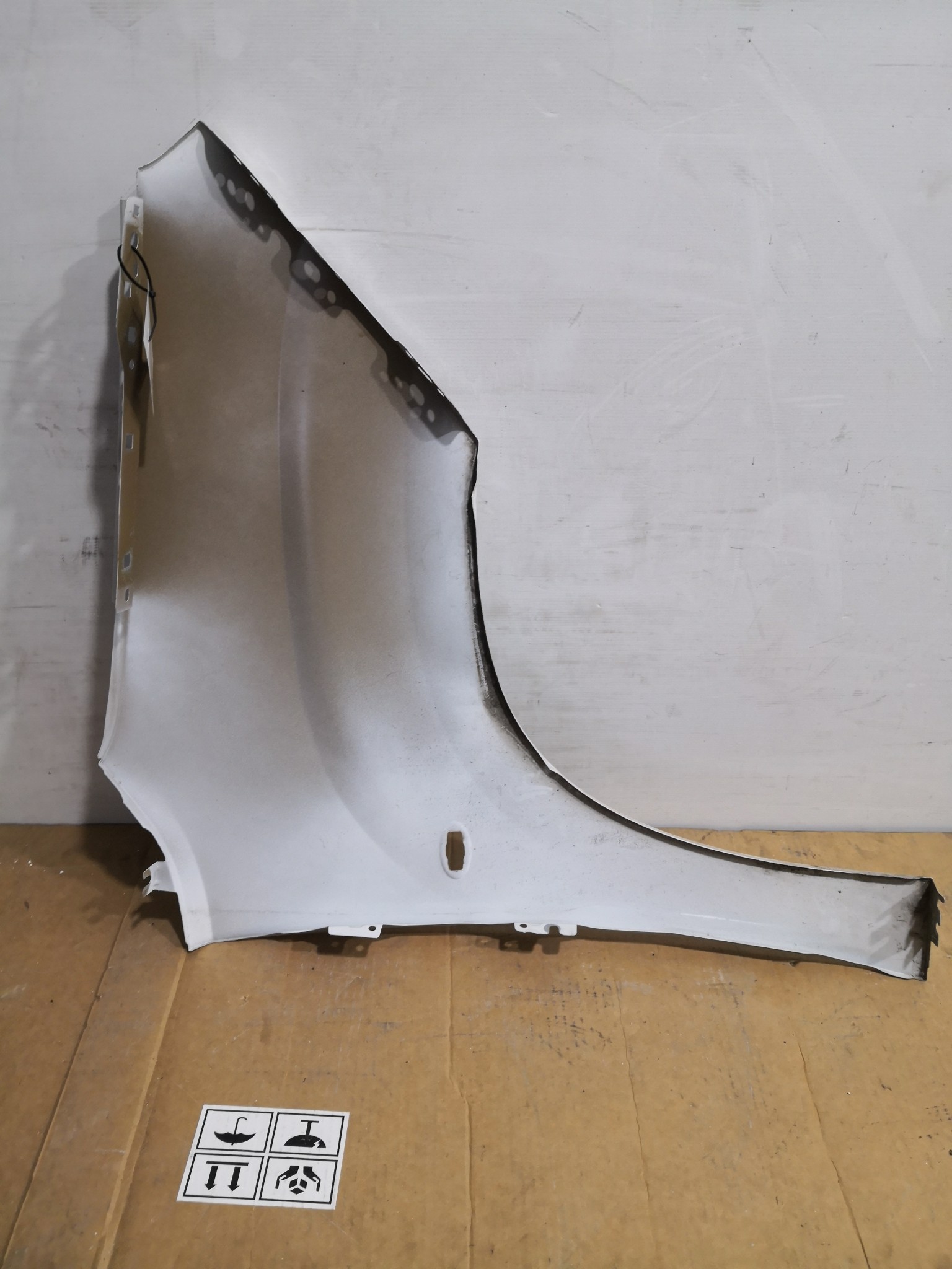 Guarda Lamas Esq CITROEN BERLINGO Caixa (K9) | 18 -  Imagem-3