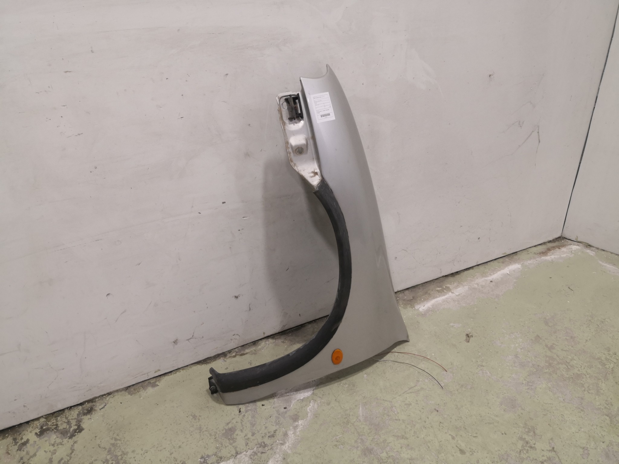 Guarda Lamas Esq OPEL CORSA B (S93) | 93 - 02 Imagem-1