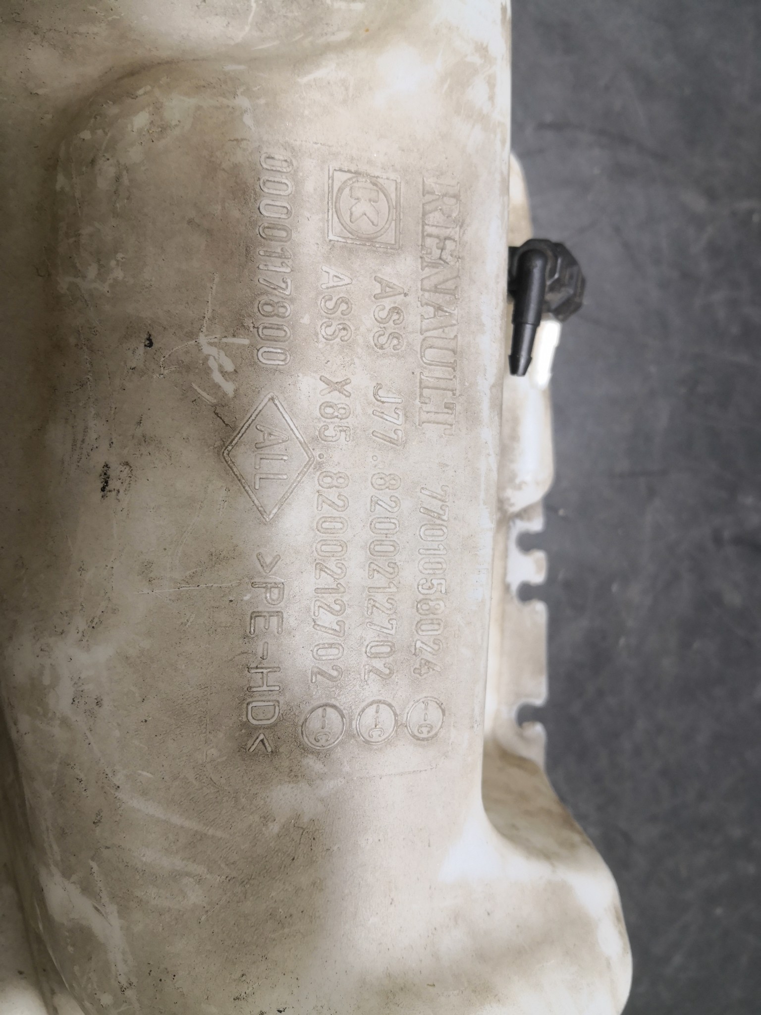 Reservatório Água Esguicho RENAULT CLIO Grandtour (KR0/1_) | 08 -  Imagem-1