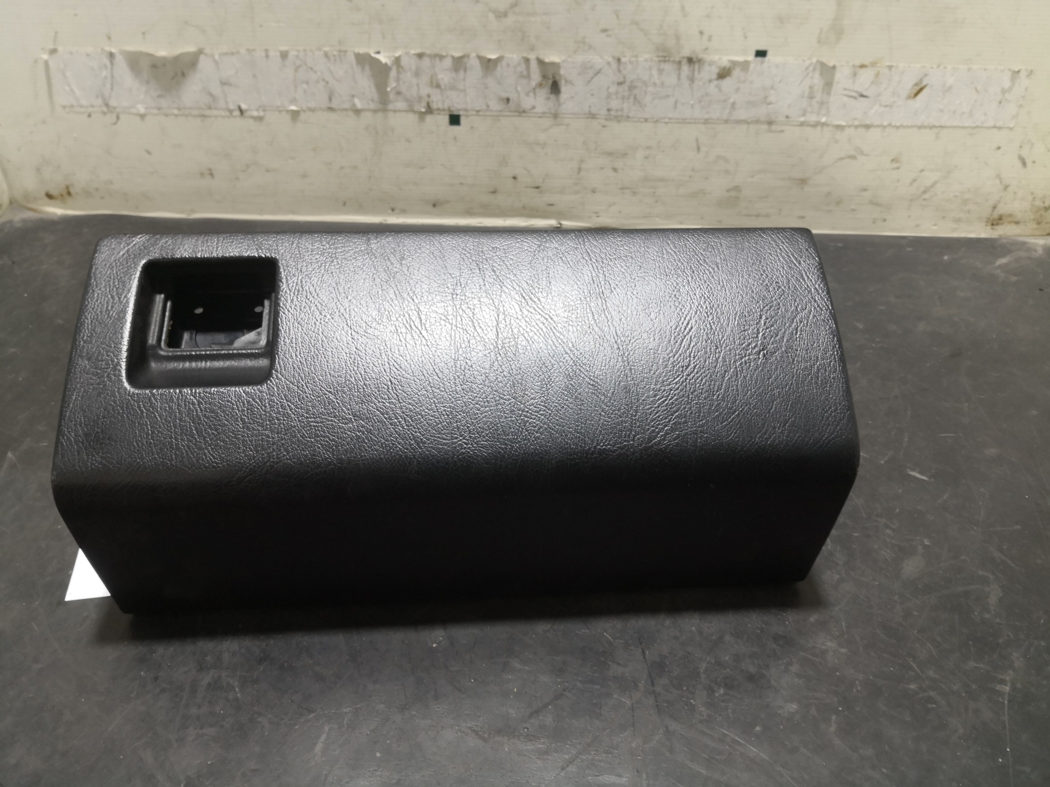 Porta Luvas MERCEDES-BENZ - ID S_110256