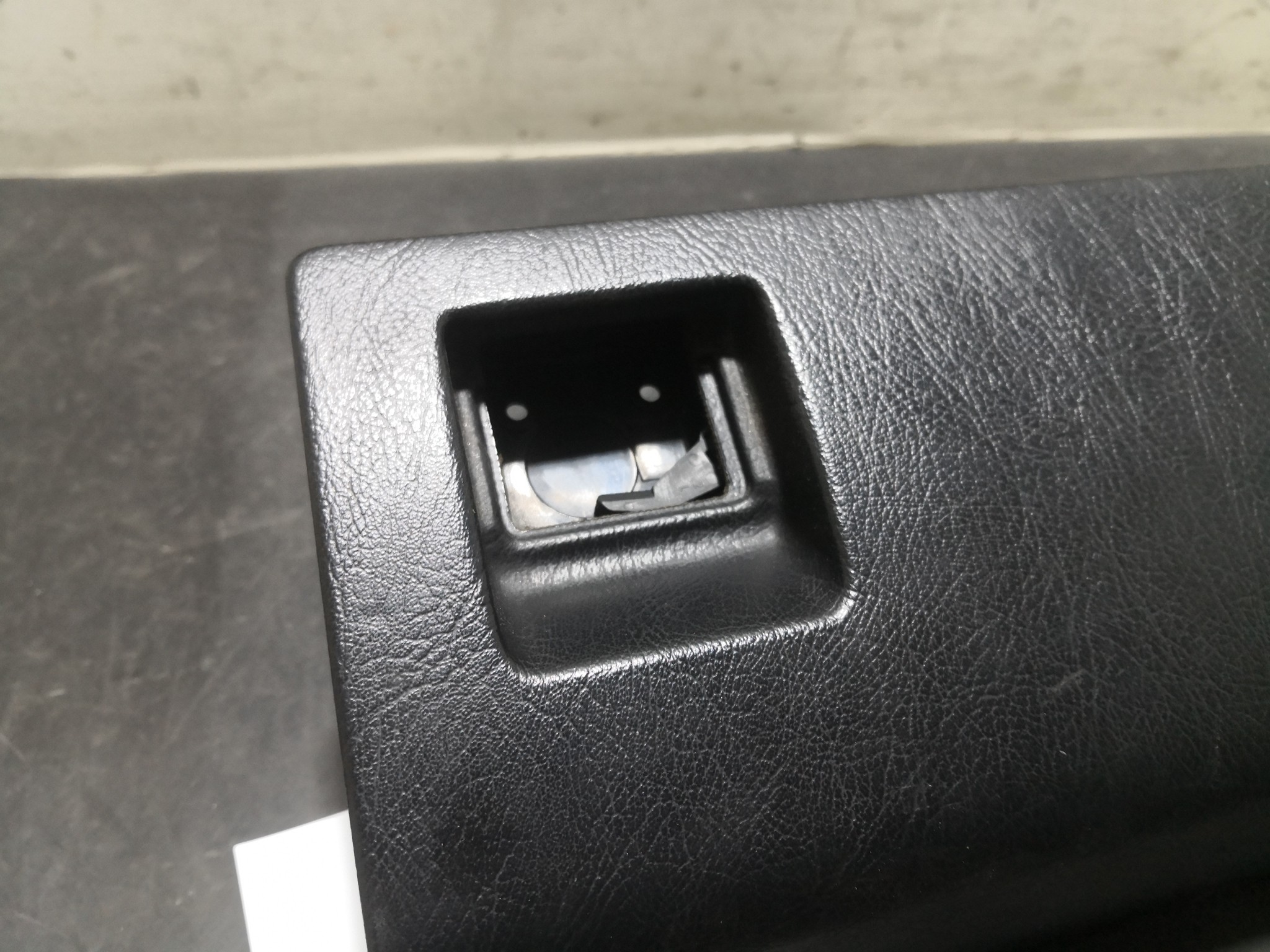 Porta Luvas MERCEDES-BENZ C-CLASS (W202) | 93 - 00 Imagem-1