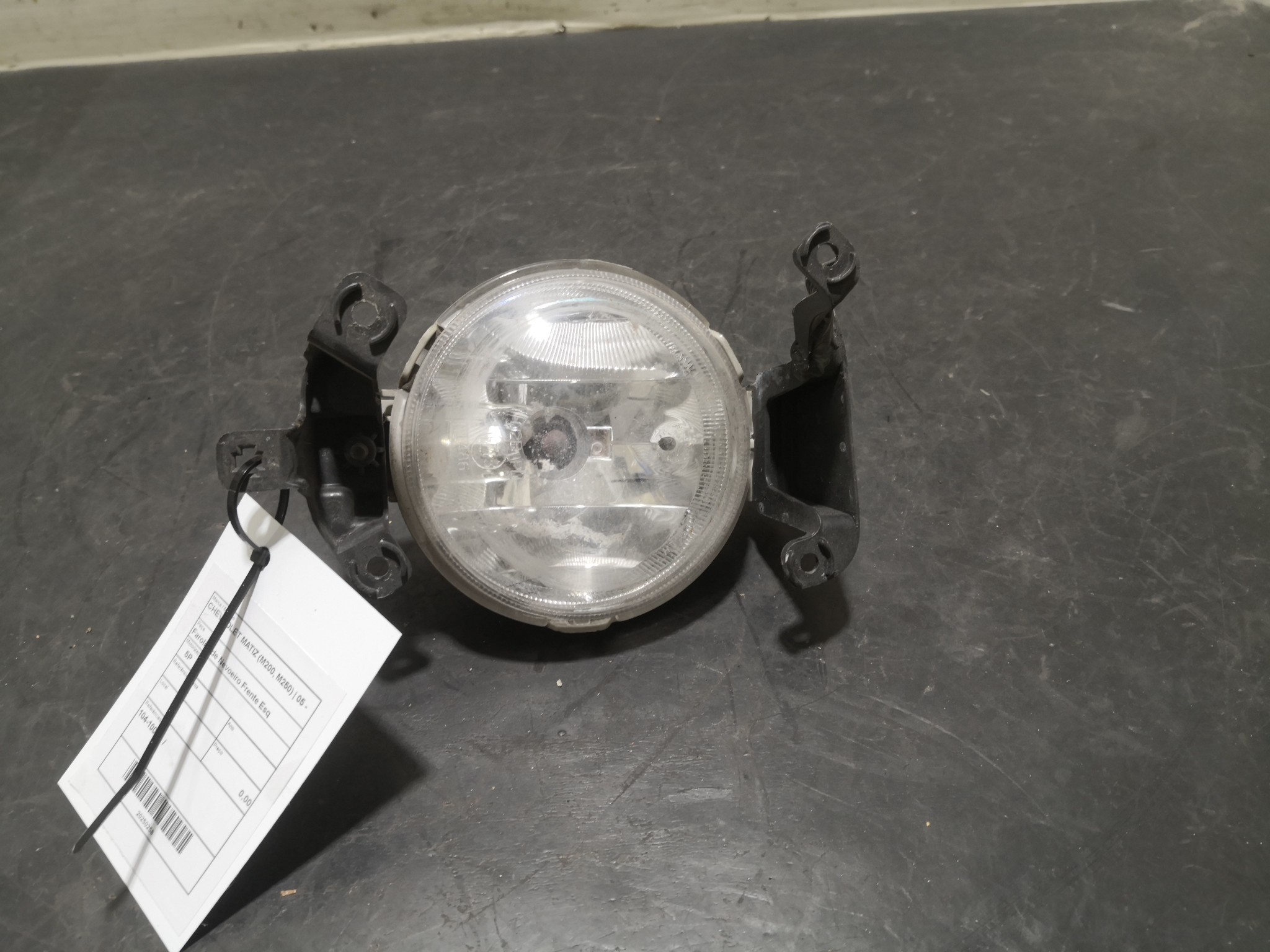 Farolim de Nevoeiro Frente Esq CHEVROLET - ID S_110257