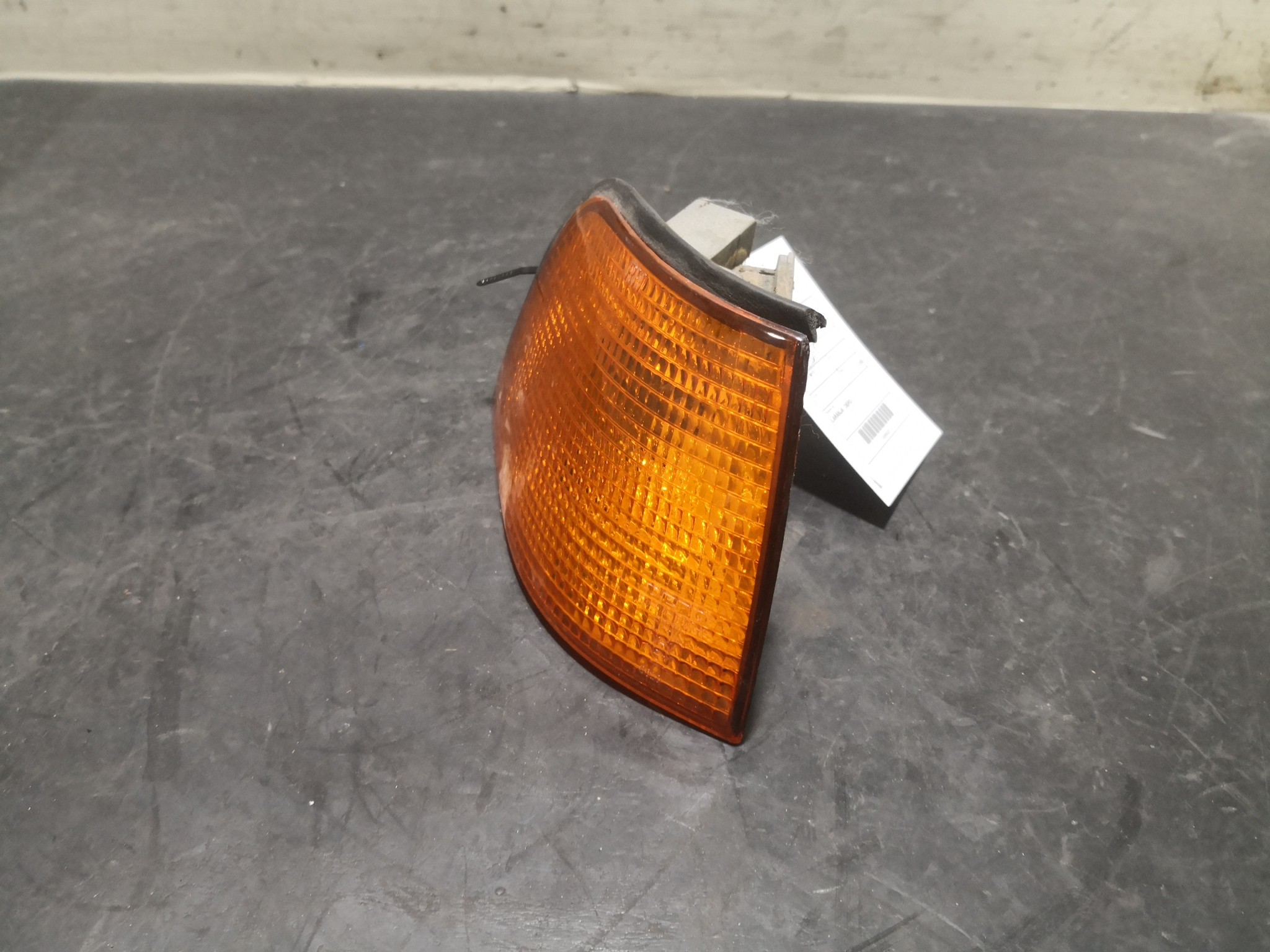 Farolim de Pisca Frente Dto BMW 3 (E36) | 90 - 98 Imagem-1