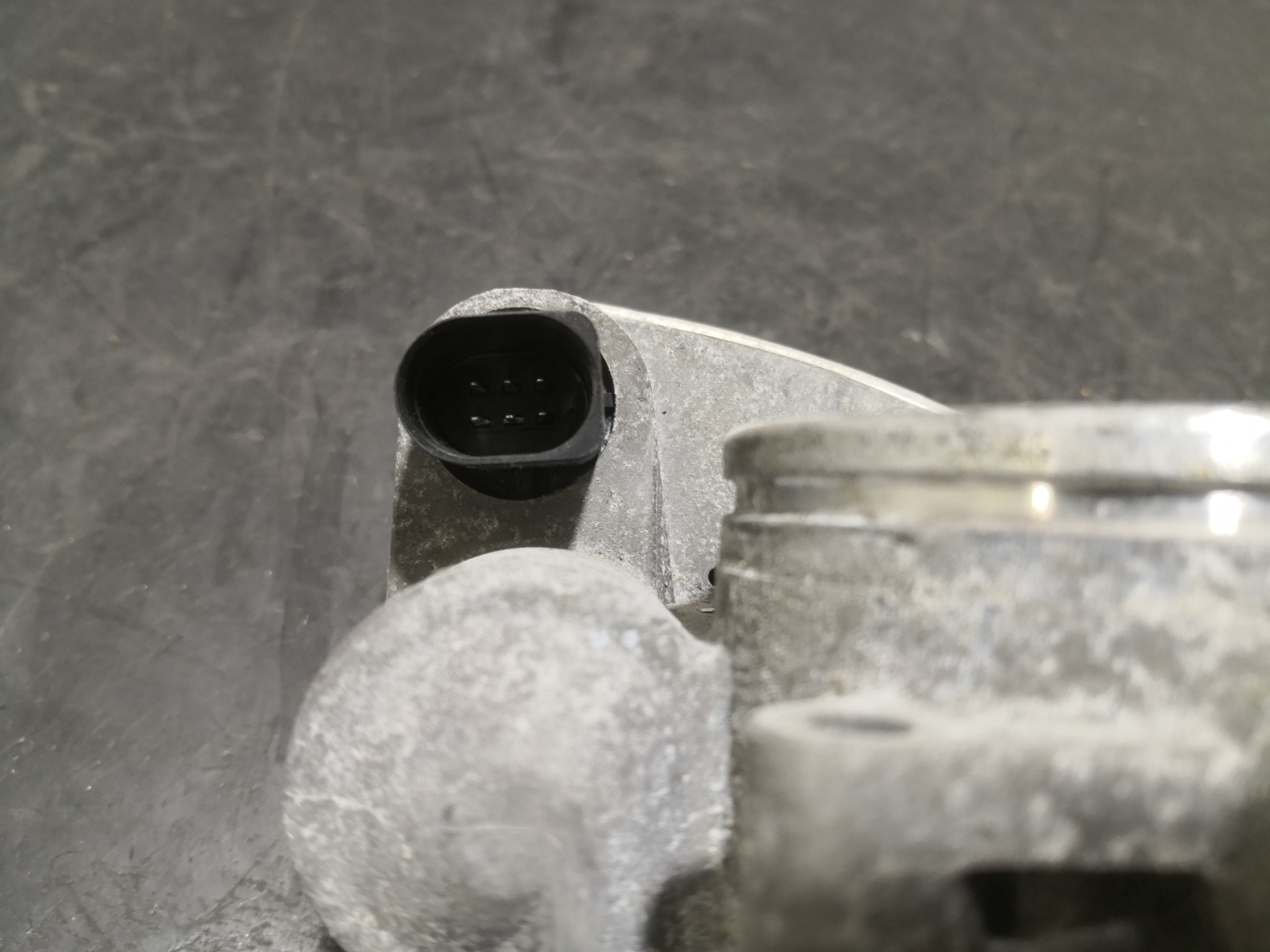 Borboleta de Admissão BMW 1 (E87) | 03 - 13 Imagem-1