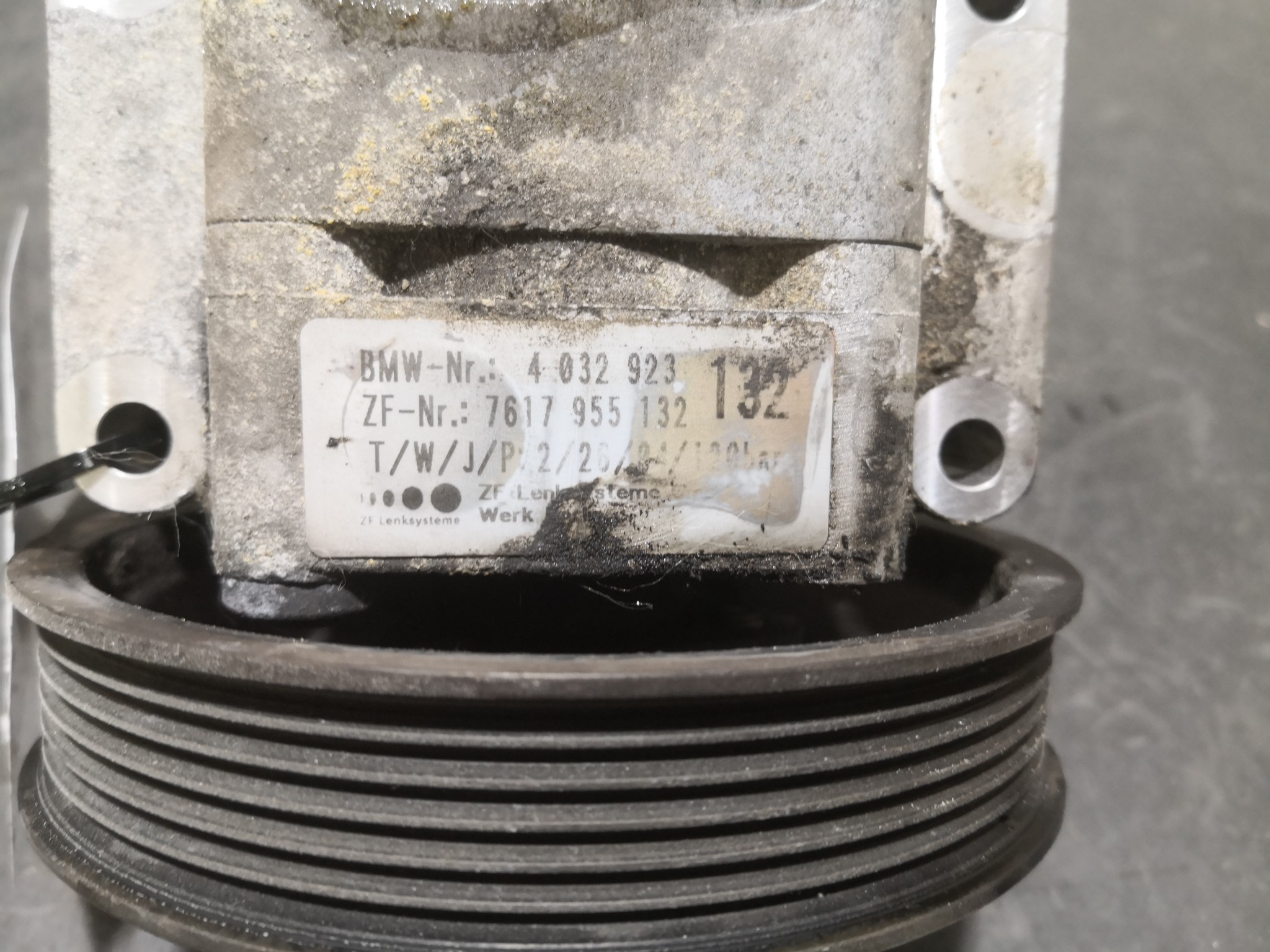 Bomba Direção Assistida BMW 1 (E87) | 03 - 13 Imagem-3