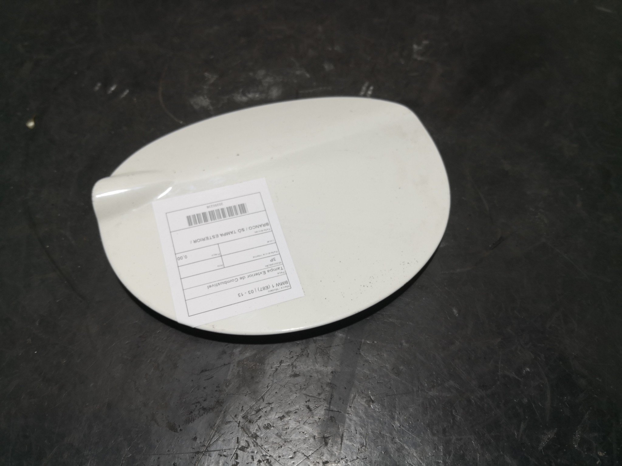 Tampa Exterior de Combustivel BMW 1 (E87) | 03 - 13 Imagem-1