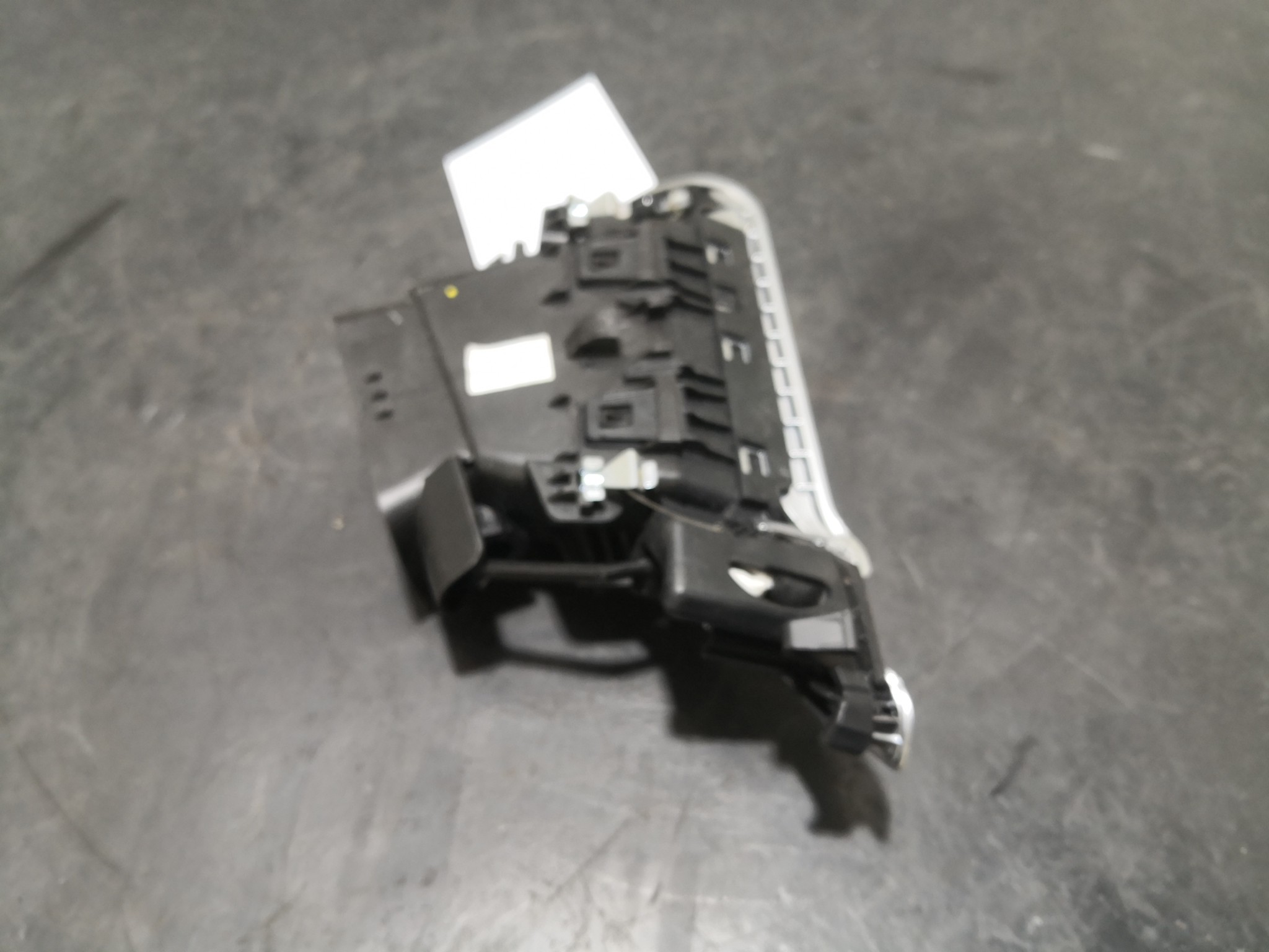 Grelhas Sofagem PEUGEOT 208 I (CA_, CC_) | 12 -  Imagem-3