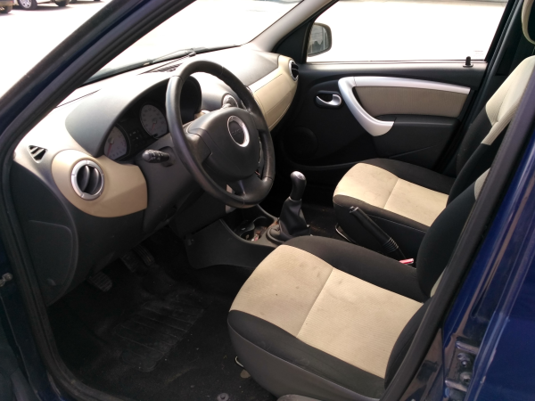 Bancos Frente (20181626).