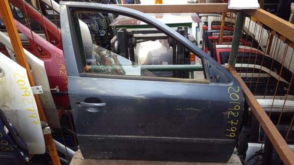 Porta Frente Dto SKODA - ID S_52798