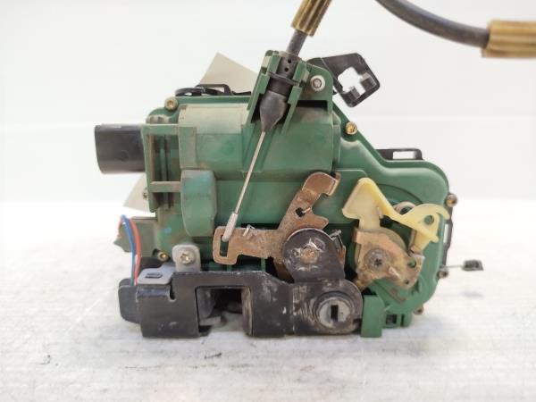 Fecho da Porta Trás Dto SEAT TOLEDO II (1M2) | 98 - 06 Imagem-1