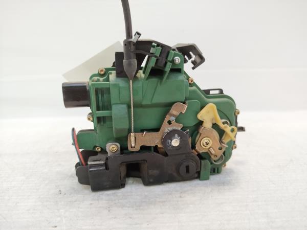 Fecho da Porta Trás Dto VOLKSWAGEN GOLF IV (1J1) | 97 - 07 Imagem-1