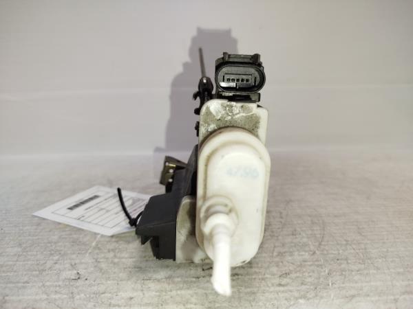 Fecho da Porta Frente Dto AUDI A4 (8D2, B5) | 94 - 01 Imagem-1