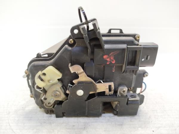 Fecho da Porta Frente Esq AUDI A6 (4B2, C5) | 97 - 05 Imagem-2