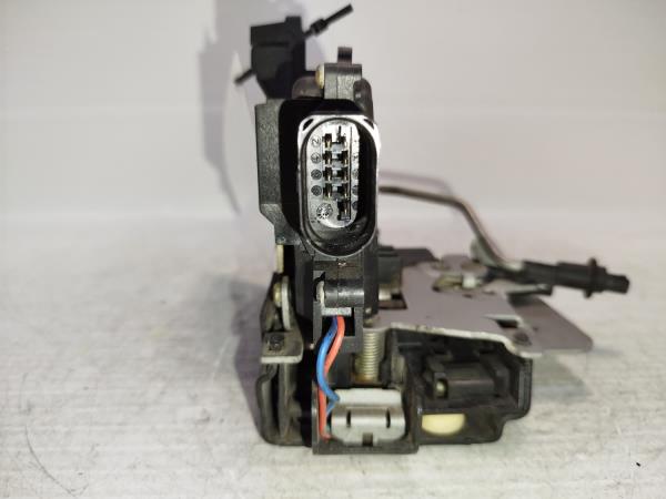 Fecho da Porta Frente Esq AUDI A6 (4B2, C5) | 97 - 05 Imagem-5