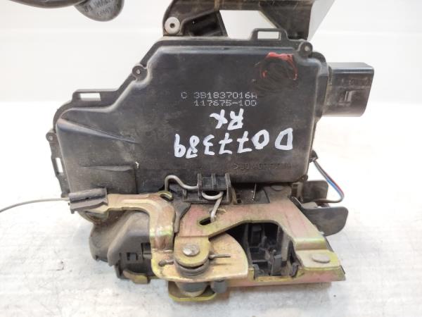 Fecho da Porta Frente Dto VOLKSWAGEN - ID S_110182