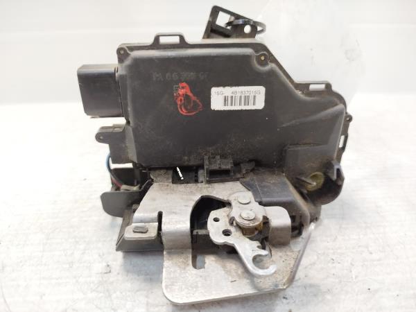 Fecho da Porta Frente Esq AUDI - ID S_110183