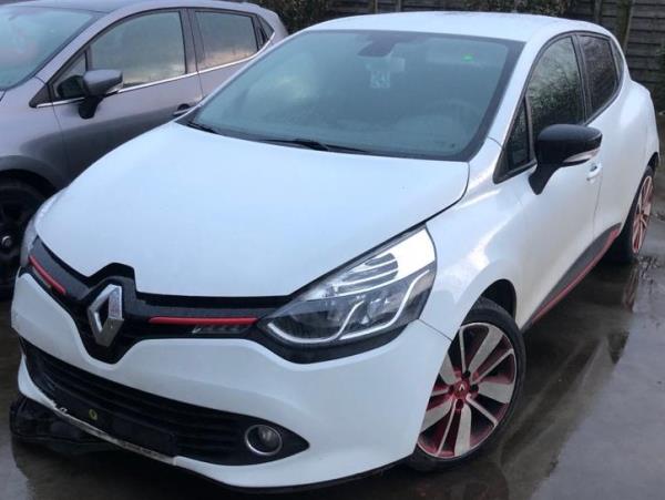 CLIO IV  RENAULT - ID V_SALV20140114