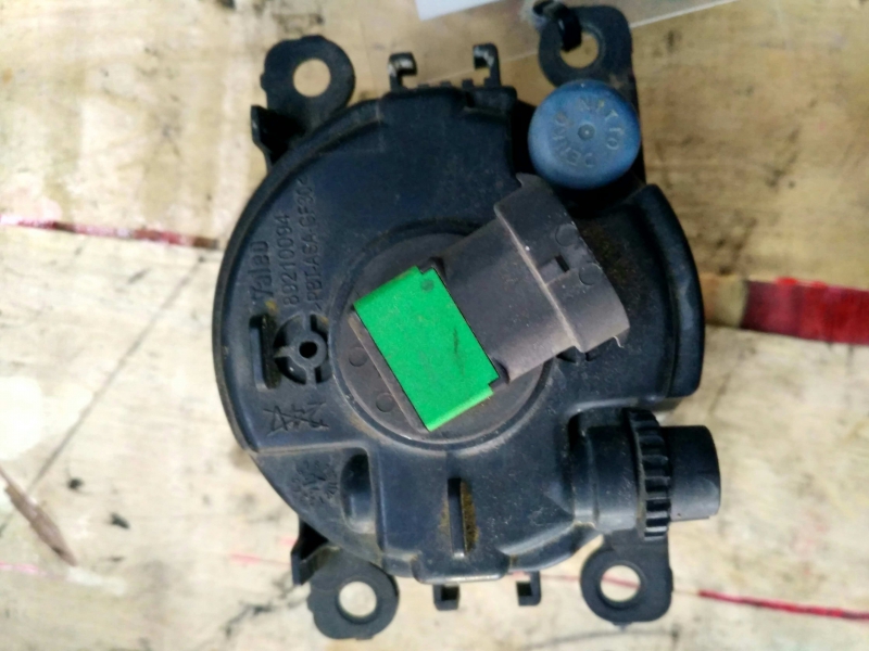 Farol de Nevoeiro Esq (20173447).