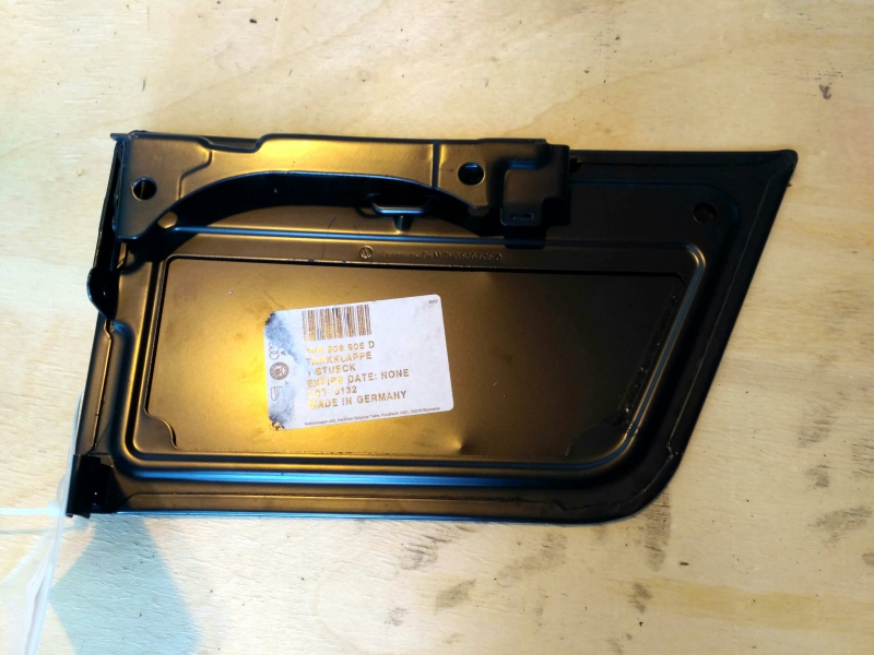 Tampa de combustível (20173841).