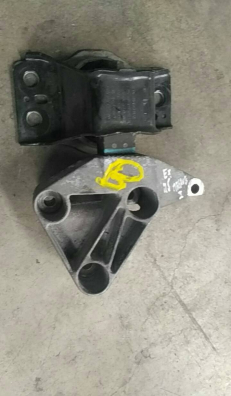 Apoio de Motor (20185311).