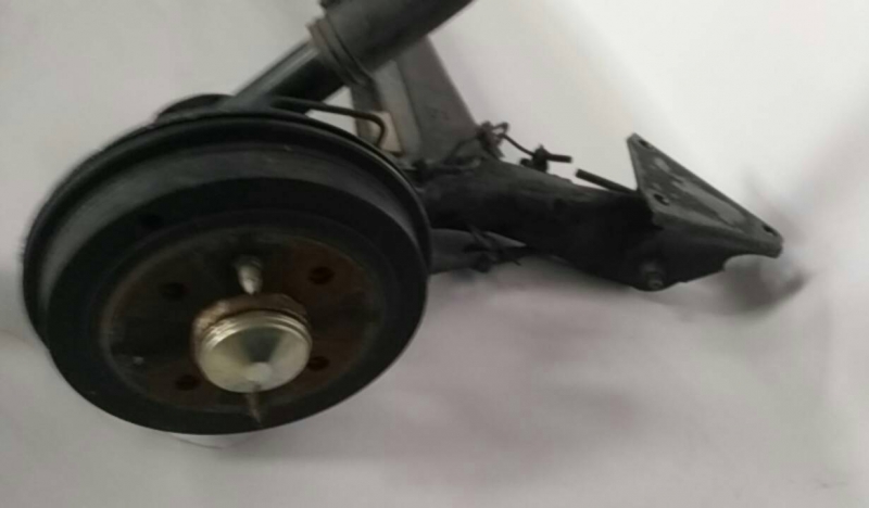 Eixo Traseiro Tambor (20204032).