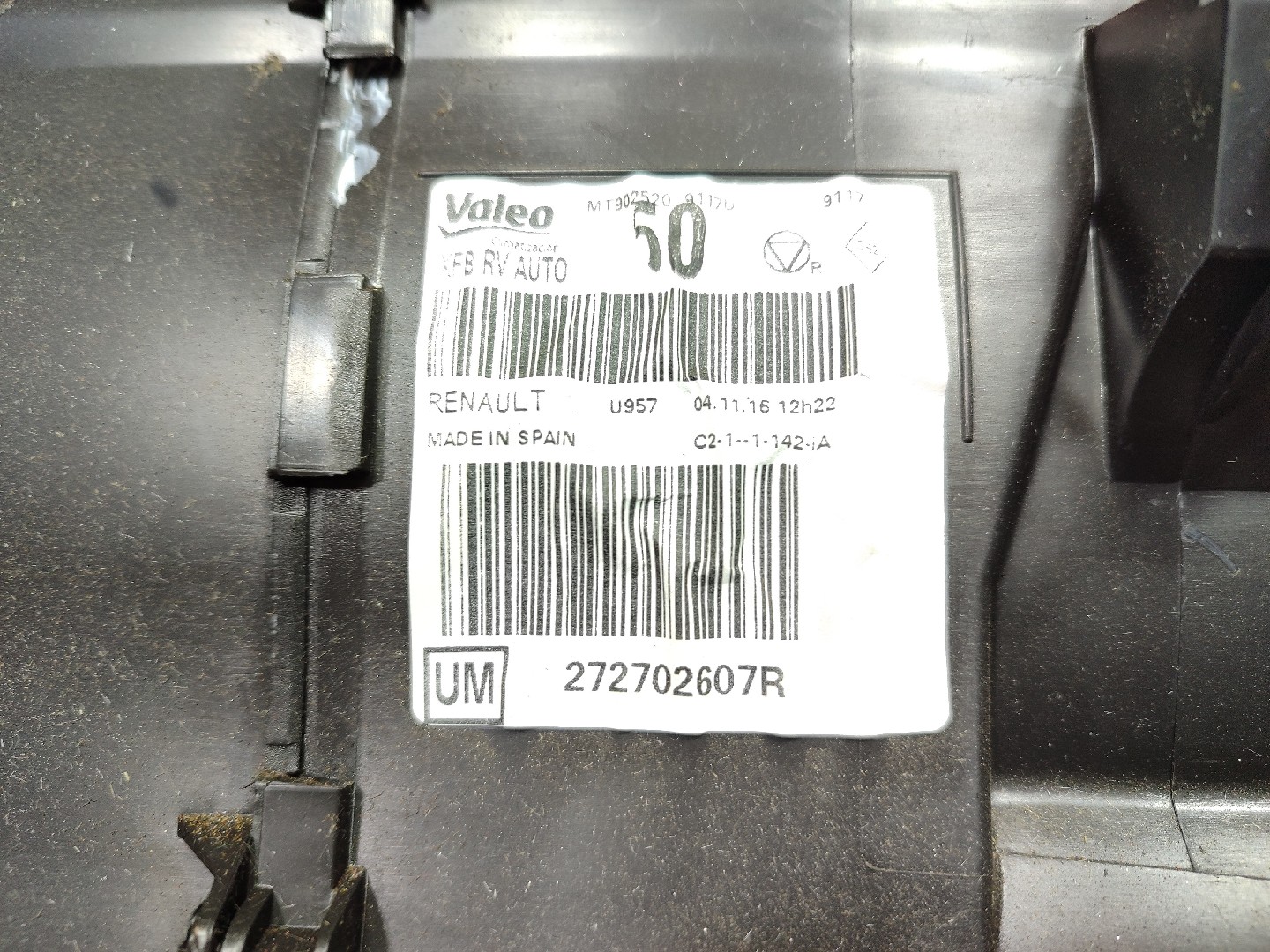 Chauffage Automatica RENAULT MEGANE IV três volumes | 16 -  Imagem-4